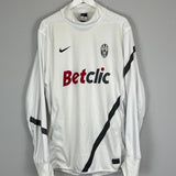 Shop 2011/12 JUVENTUS TRAINING TOP (XL) NIKE, classic football shirts, vintage football shirts & retro soccer jerseys at Cult Kits