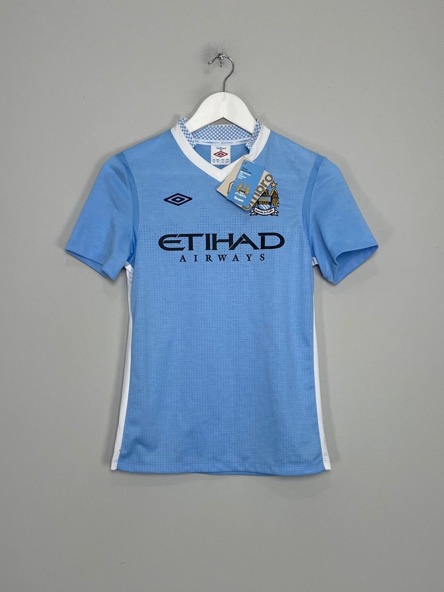 Shop 2011/12 MANCHESTER CITY *BNWT* HOME SHIRT (L.KIDS) UMBRO, classic football shirts, vintage football shirts & retro soccer jerseys at Cult Kits