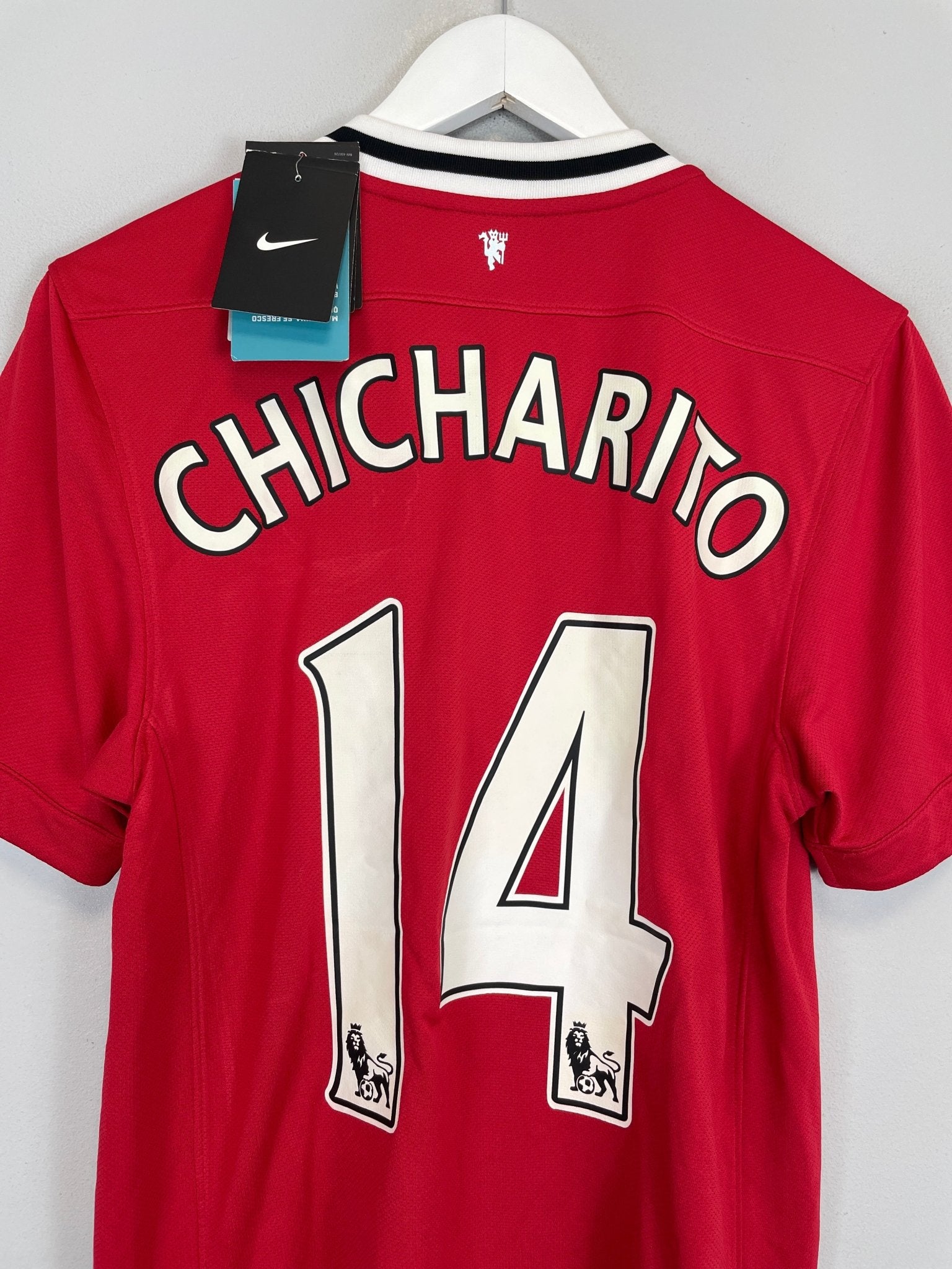 Shop 2011/12 MANCHESTER UNITED CHICHARITO #14 *BNWT* HOME SHIRT (S) NIKE, classic football shirts, vintage football shirts & retro soccer jerseys at Cult Kits
