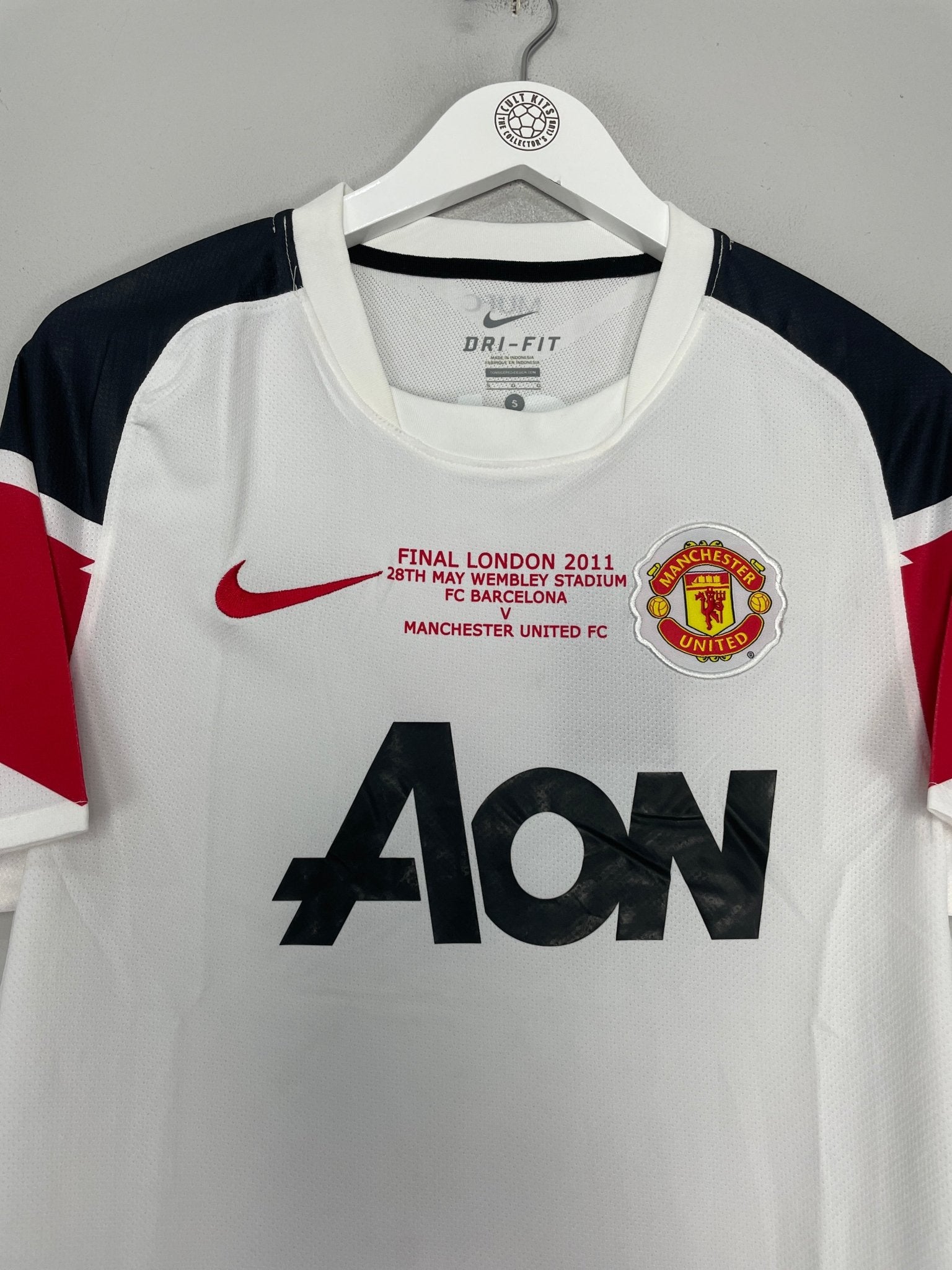 Shop 2011/12 MANCHESTER UNITED ROONEY #10 AWAY SHIRT (S) NIKE, classic football shirts, vintage football shirts & retro soccer jerseys at Cult Kits