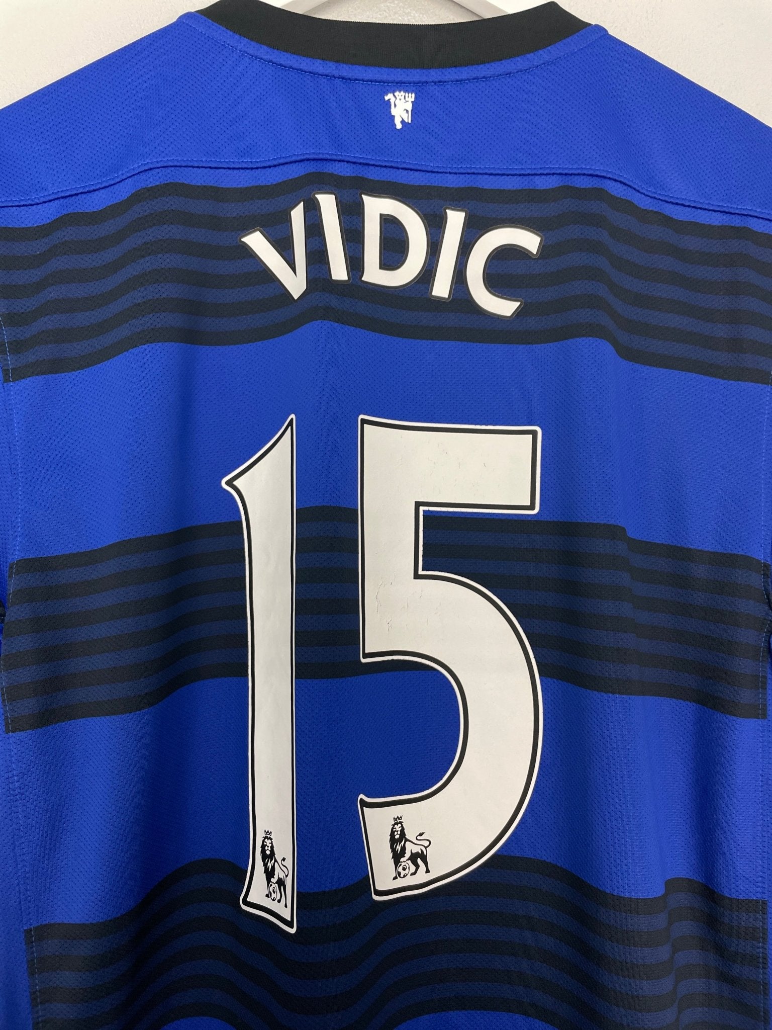 Shop 2011/12 MANCHESTER UNITED VIDIC #15 AWAY SHIRT (L) NIKE, classic football shirts, vintage football shirts & retro soccer jerseys at Cult Kits