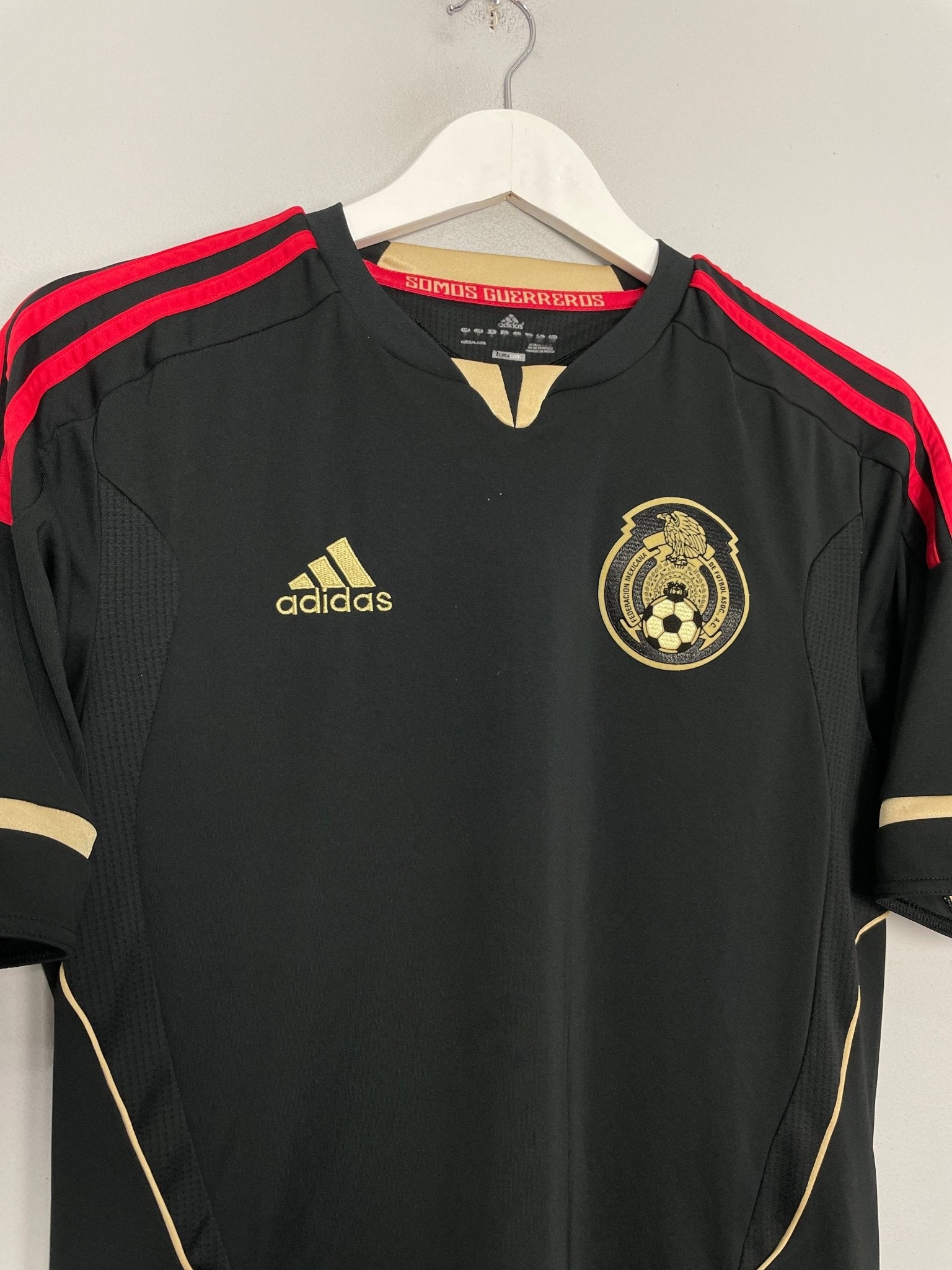 Shop 2011/12 MEXICO AWAY SHIRT (S) ADIDAS, classic football shirts, vintage football shirts & retro soccer jerseys at Cult Kits