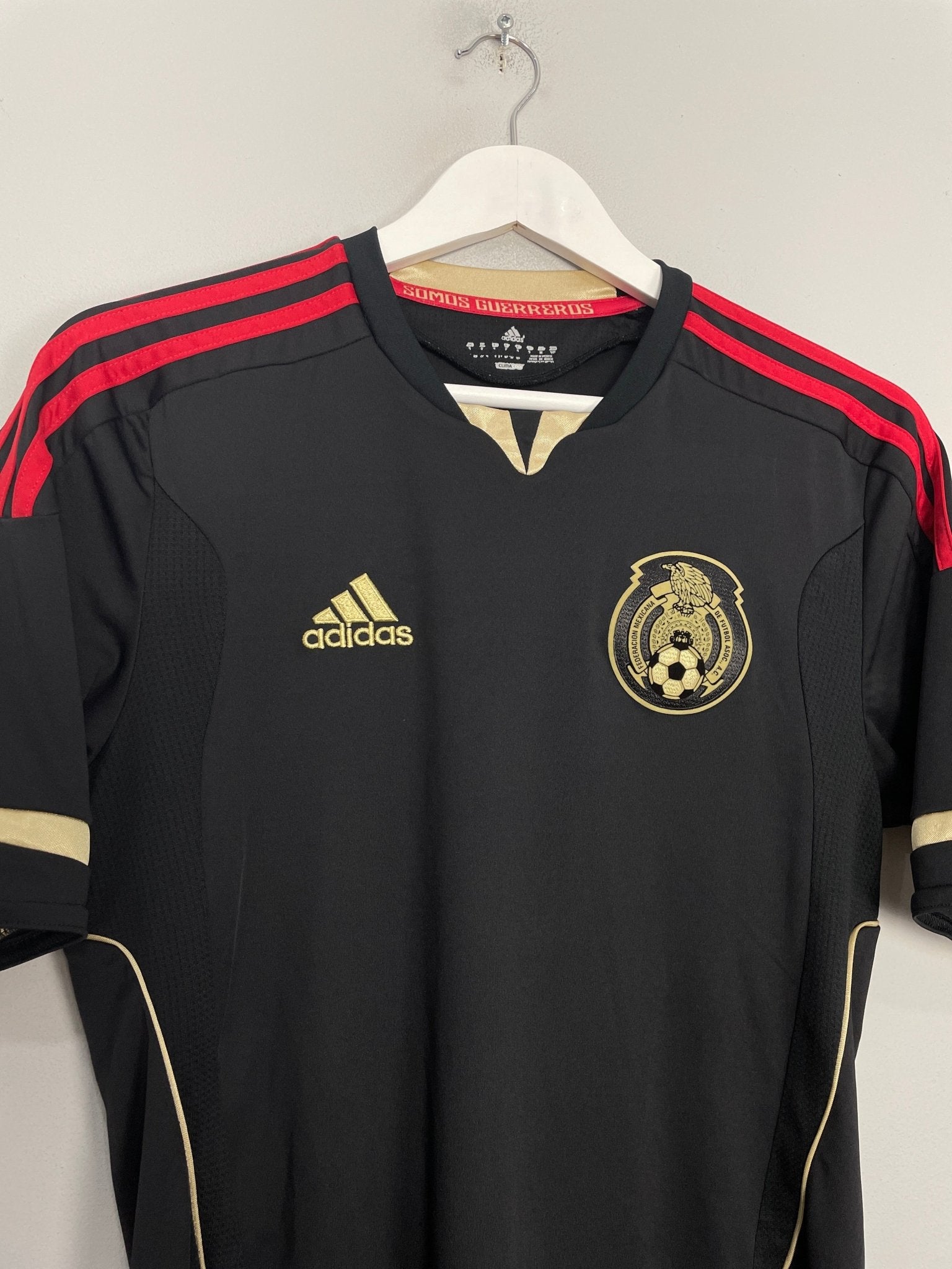 Shop 2011/12 MEXICO AWAY SHIRT (S) ADIDAS, classic football shirts, vintage football shirts & retro soccer jerseys at Cult Kits