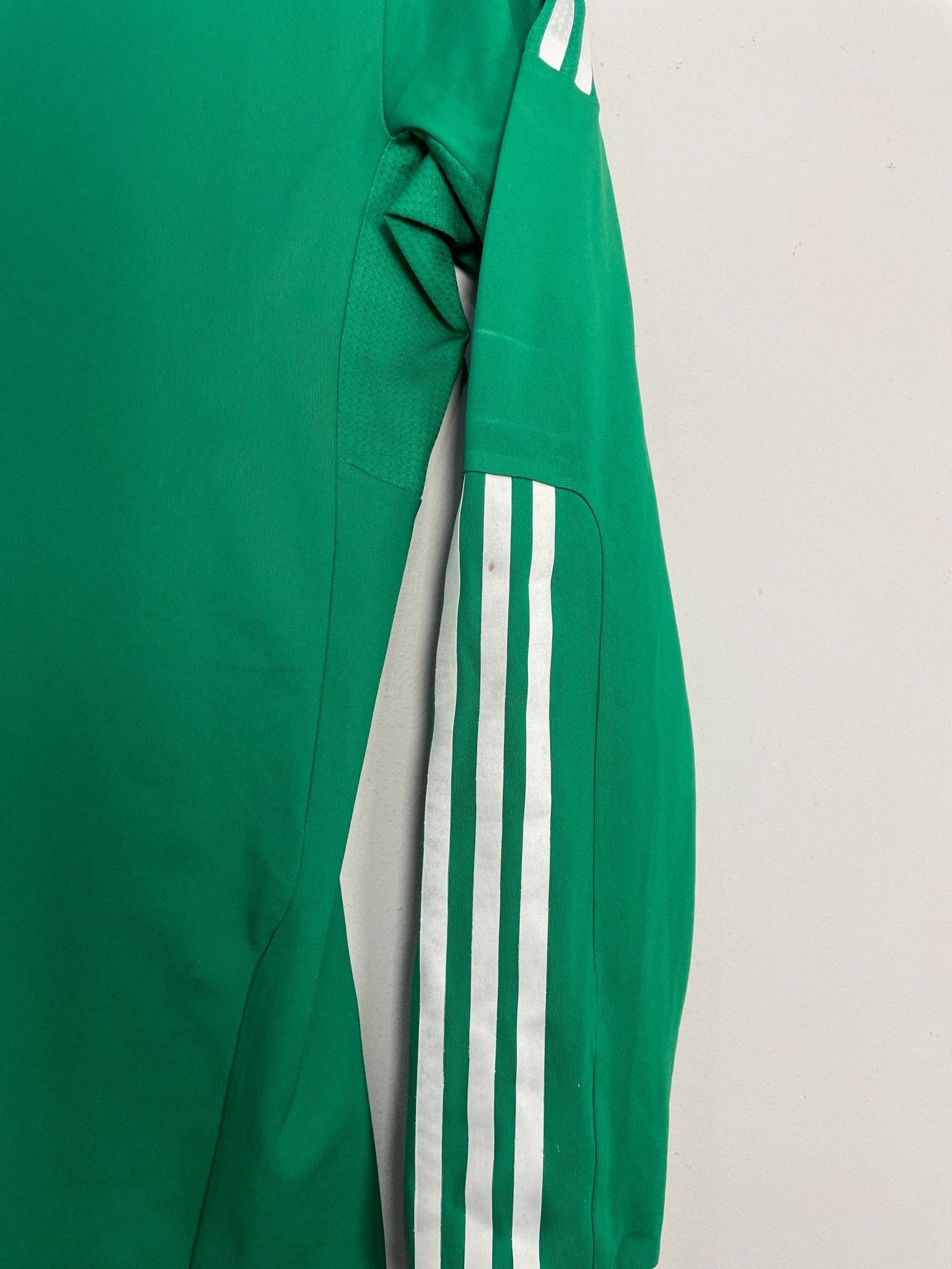 Shop 2011/12 MEXICO *PLAYER ISSUE* HOME SHIRT (M) ADIDAS, classic football shirts, vintage football shirts & retro soccer jerseys at Cult Kits