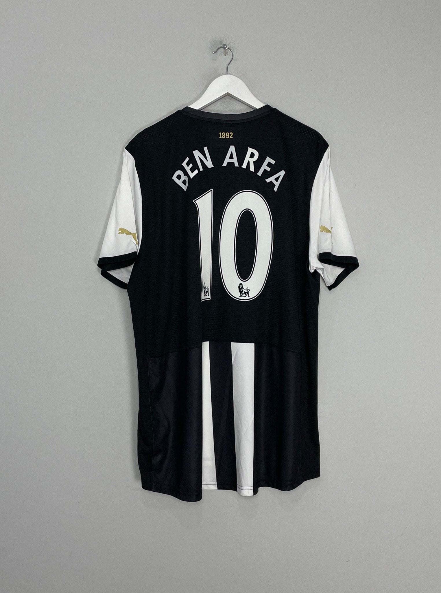 Shop 2011/12 NEWCASTLE BEN ARFA #10 HOME SHIRT (XXL) PUMA, classic football shirts, vintage football shirts & retro soccer jerseys at Cult Kits