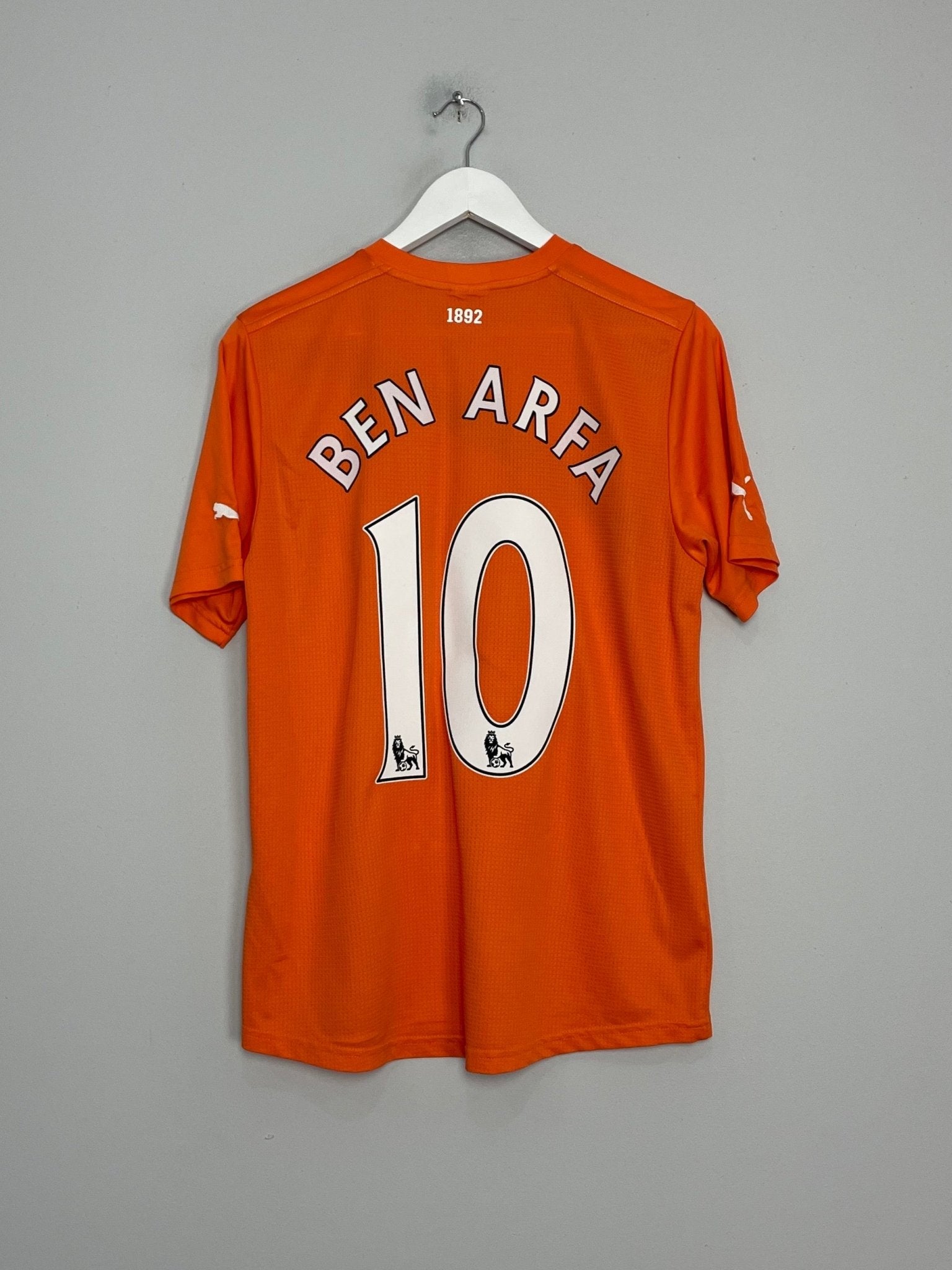 Shop 2011/12 NEWCASTLE UNITED BEN ARFA #10 AWAY SHIRT (S) PUMA, classic football shirts, vintage football shirts & retro soccer jerseys at Cult Kits