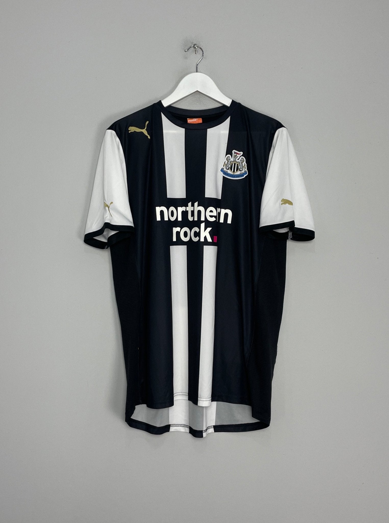 Shop 2011/12 NEWCASTLE UNITED BEN ARFA #10 HOME SHIRT (L) PUMA, classic football shirts, vintage football shirts & retro soccer jerseys at Cult Kits