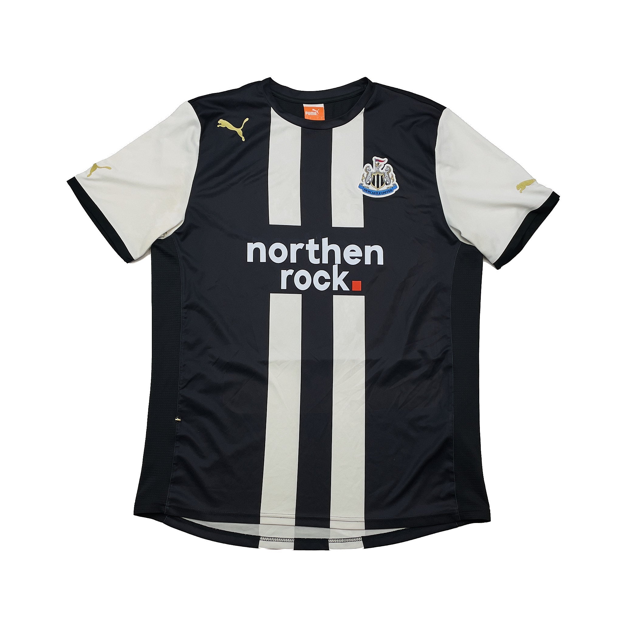 Buy 2011/12 NEWCASTLE UNITED CISSE 9 HOME SHIRT (L) PUMA ~ Free worldwide shipping available ~ Authentic Vintage Football Shirts from Cult Kits