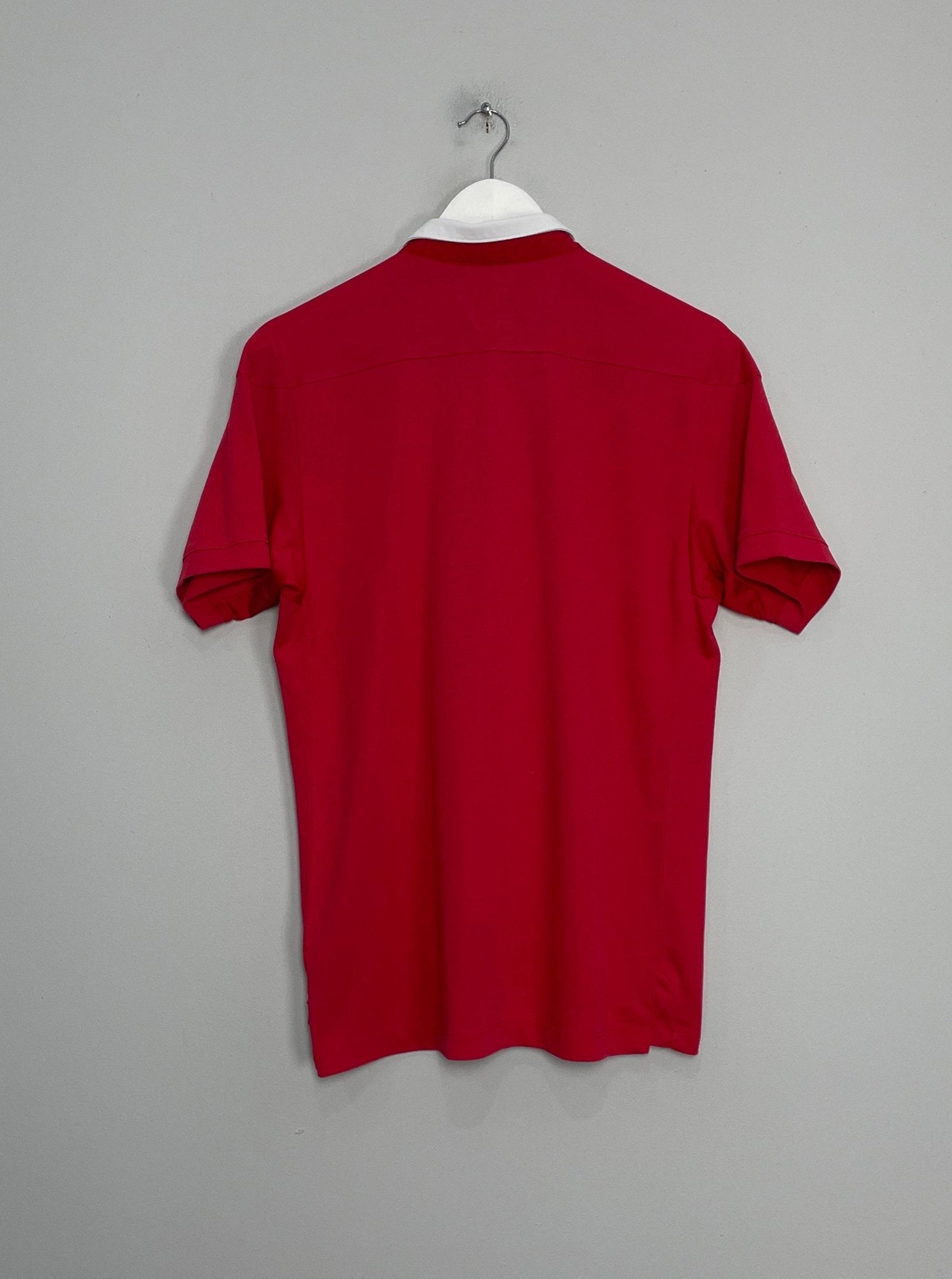 Shop 2011/12 NOTTINGHAM FOREST HOME SHIRT (M) UMBRO, classic football shirts, vintage football shirts & retro soccer jerseys at Cult Kits