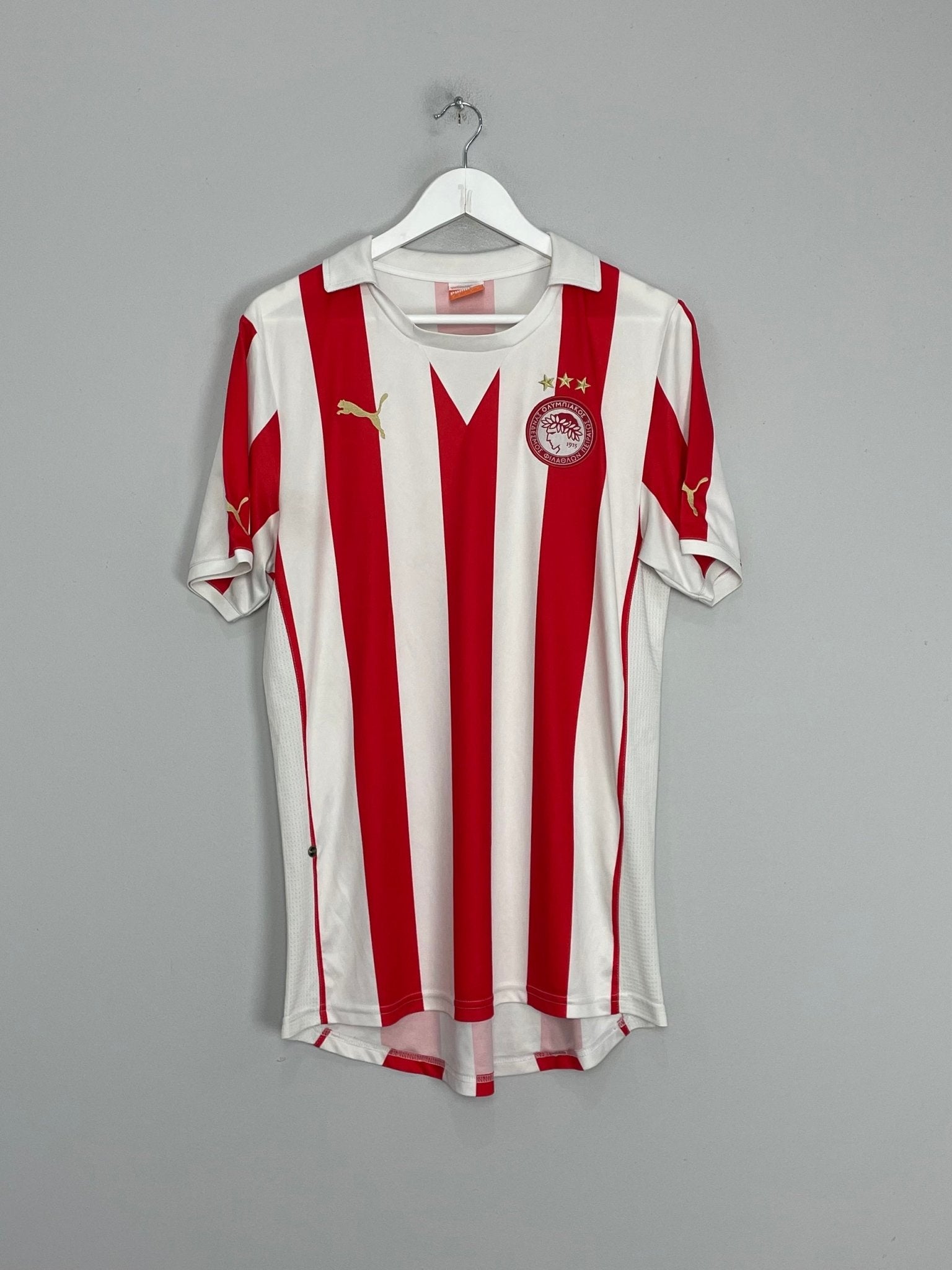 Shop 2011/12 OLYMPIAKOS HOME SHIRT (L) PUMA, classic football shirts, vintage football shirts & retro soccer jerseys at Cult Kits