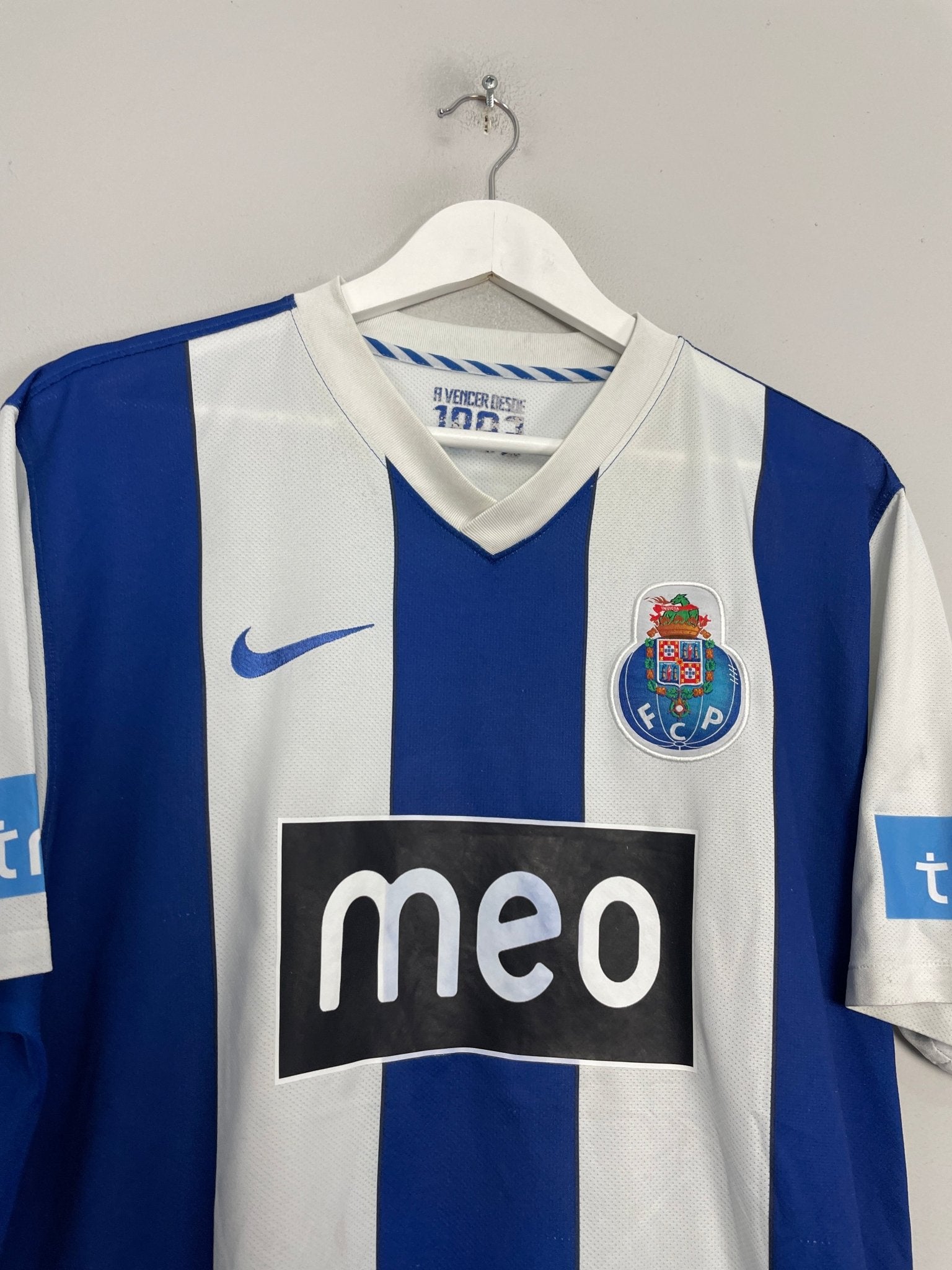 Shop 2011/12 PORTO HULK #12 HOME SHIRT (M) NIKE, classic football shirts, vintage football shirts & retro soccer jerseys at Cult Kits
