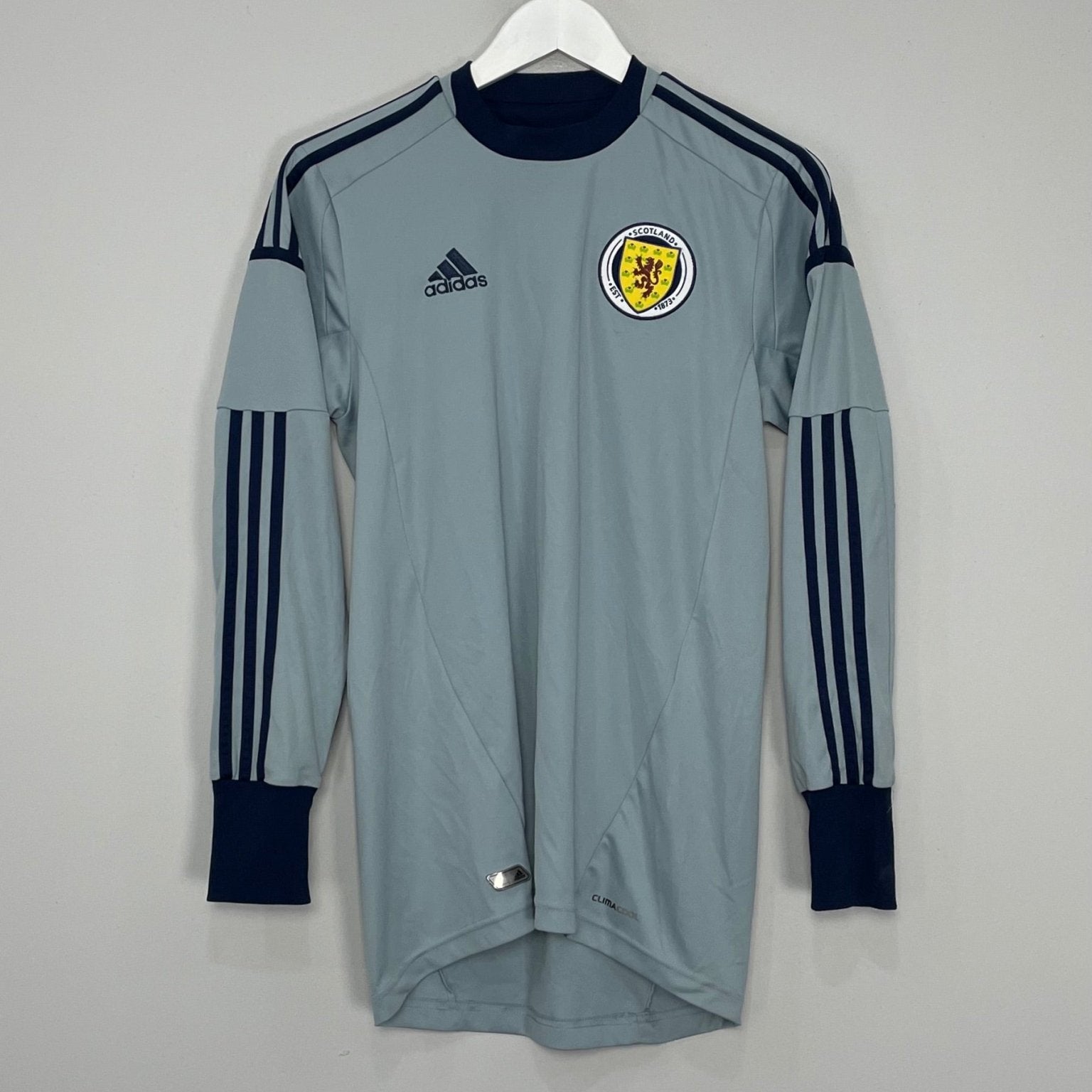 Shop 2011/12 SCOTLAND GK SHIRT (S) ADIDAS, classic football shirts, vintage football shirts & retro soccer jerseys at Cult Kits