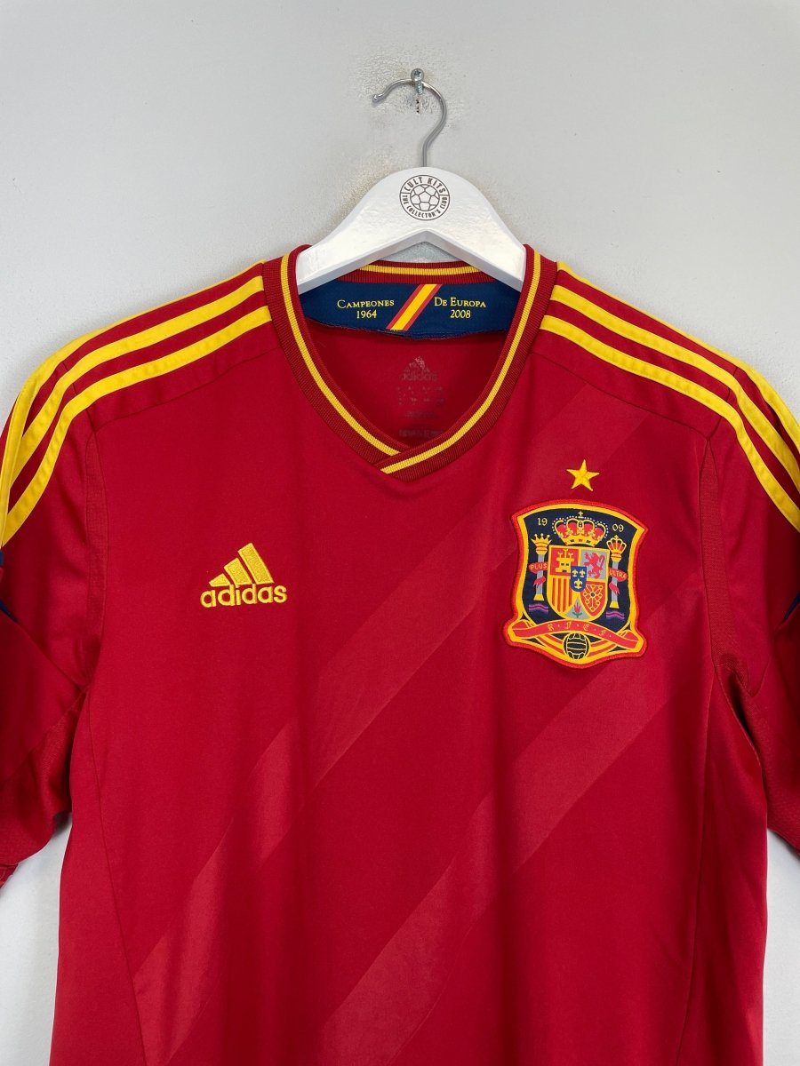 2011/12 SPAIN HOME SHIRT (M) ADIDAS - Cult Kits - Medium - Buy Vintage Football Shirts, Authentic Retro Football Shirts For Sale, Classic Football Shirts & Soccer Jersey