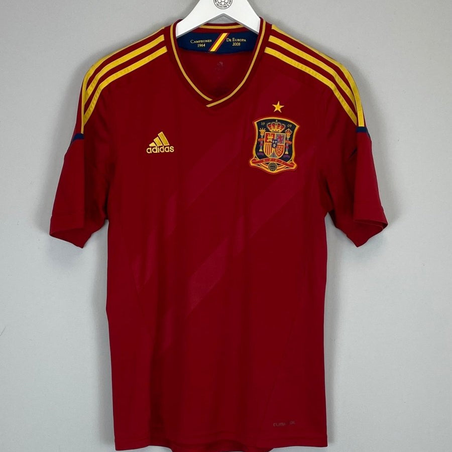 2011/12 SPAIN HOME SHIRT (M) ADIDAS - Cult Kits - Medium - Buy Vintage Football Shirts, Authentic Retro Football Shirts For Sale, Classic Football Shirts & Soccer Jersey