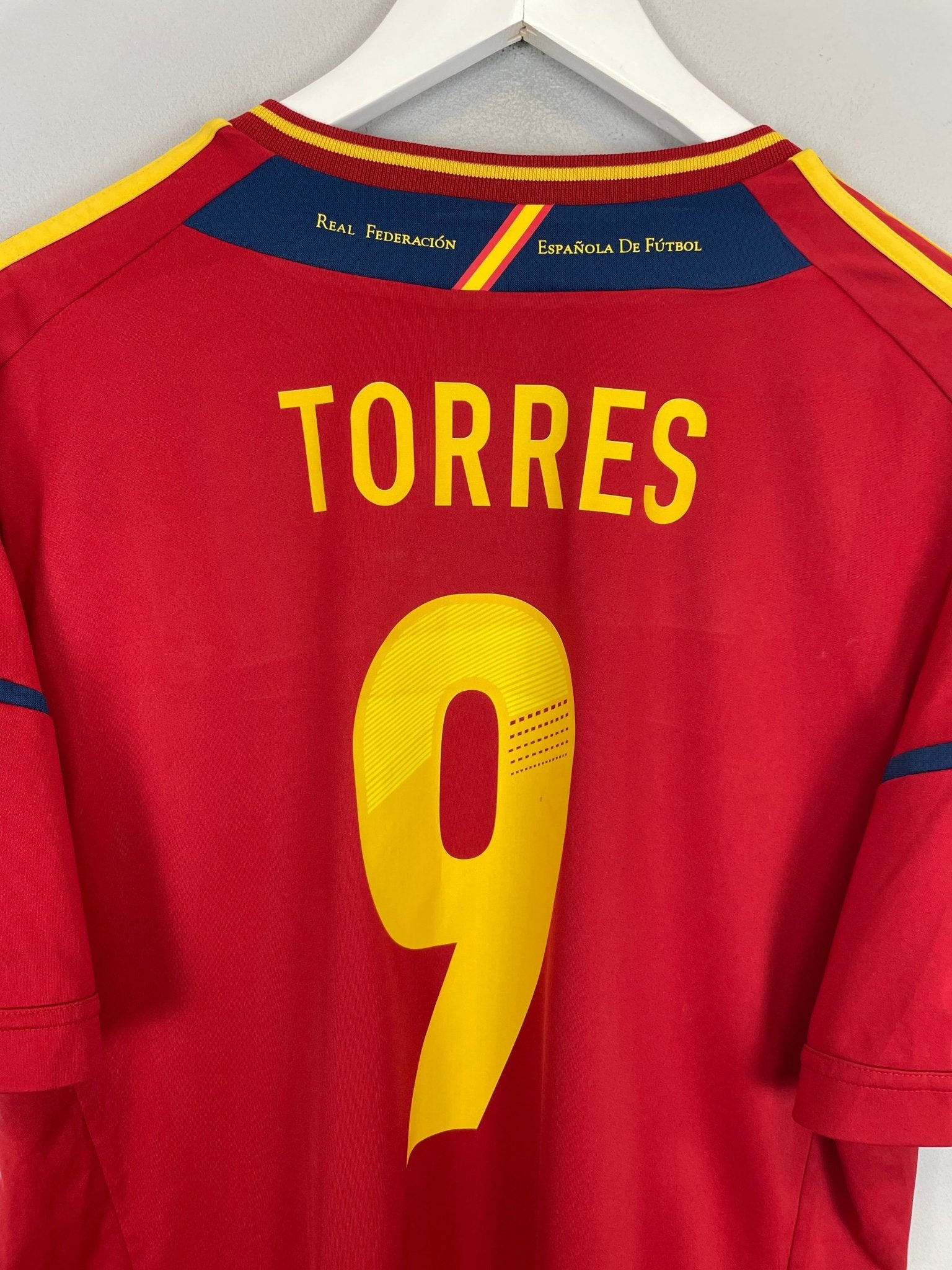 Shop 2011/12 SPAIN TORRES #9 HOME SHIRT (XL) ADIDAS, classic football shirts, vintage football shirts & retro soccer jerseys at Cult Kits