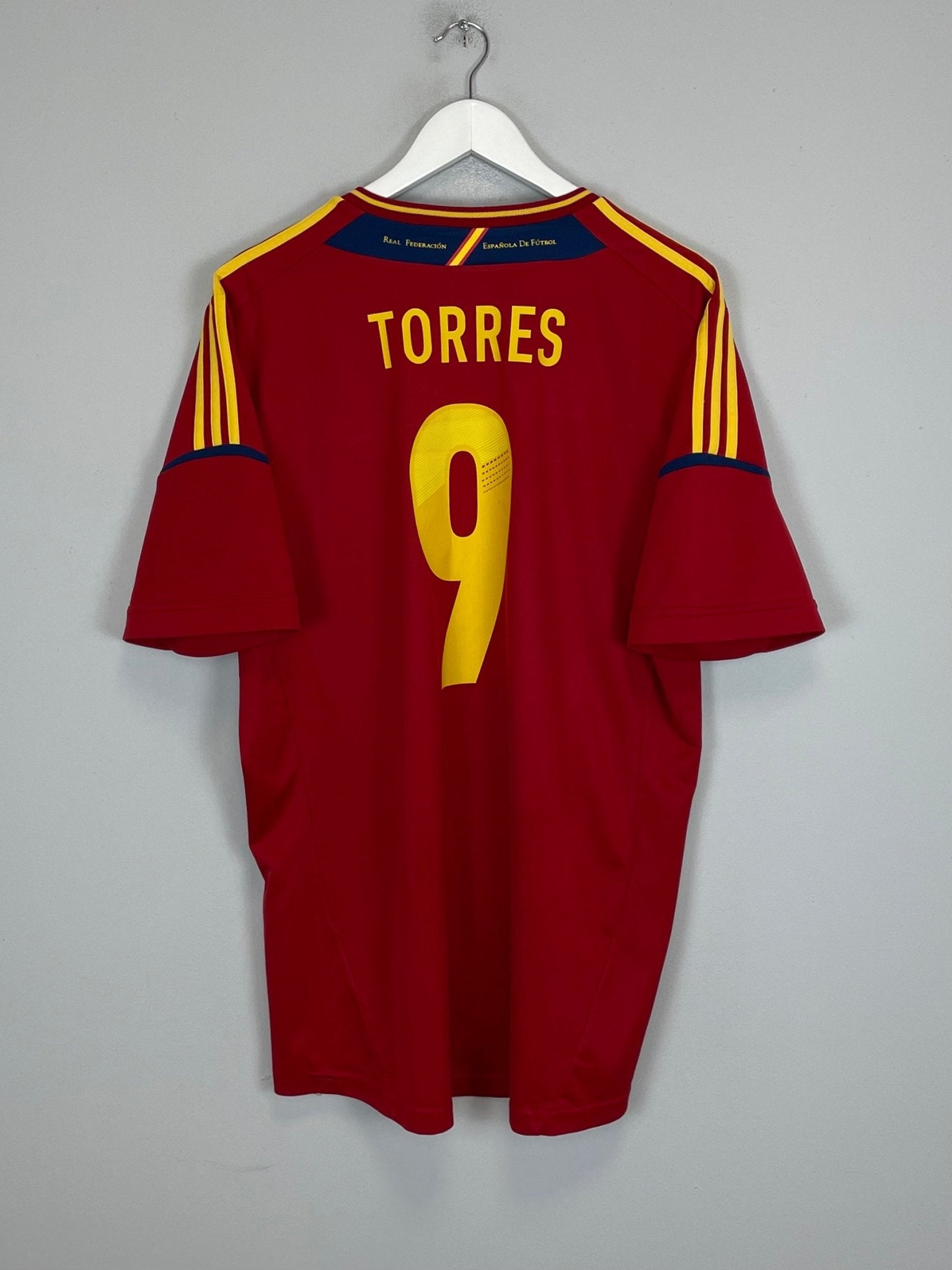 Shop 2011/12 SPAIN TORRES #9 HOME SHIRT (XL) ADIDAS, classic football shirts, vintage football shirts & retro soccer jerseys at Cult Kits
