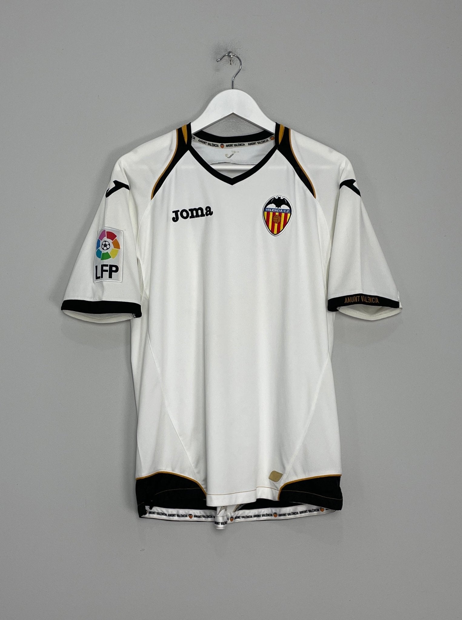 Shop 2011/12 VALENCIA HOME SHIRT (M) JOMA, classic football shirts, vintage football shirts & retro soccer jerseys at Cult Kits