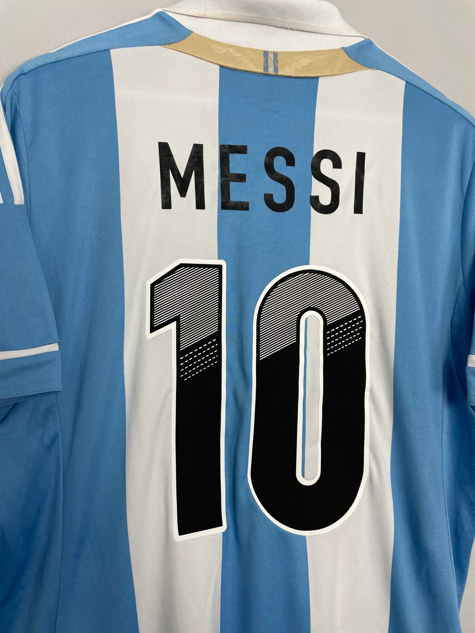 Shop 2011/13 ARGENTINA MESSI #10 HOME SHIRT (L) ADIDAS, classic football shirts, vintage football shirts & retro soccer jerseys at Cult Kits