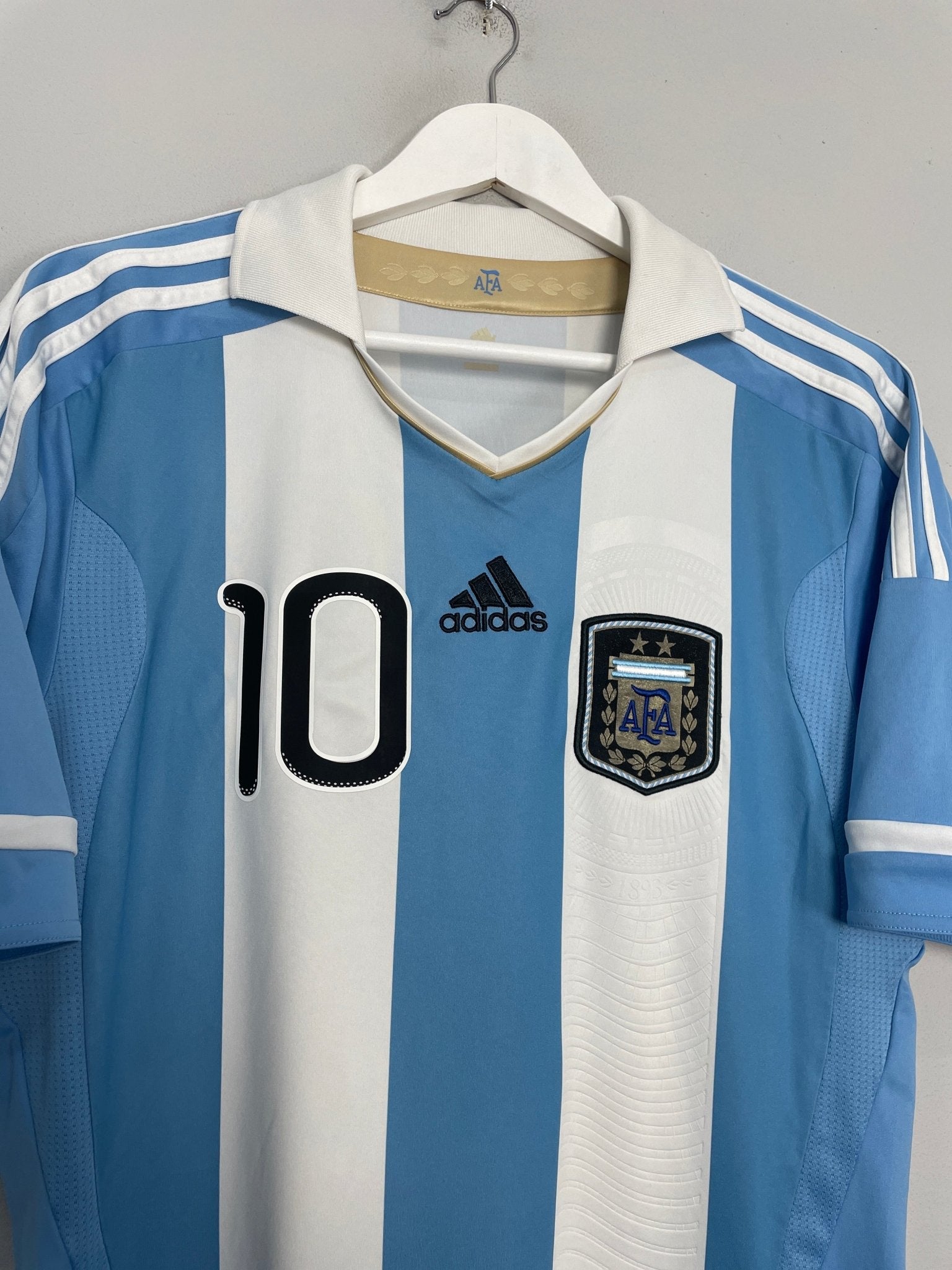 Shop 2011/13 ARGENTINA MESSI #10 HOME SHIRT (M) ADIDAS, classic football shirts, vintage football shirts & retro soccer jerseys at Cult Kits