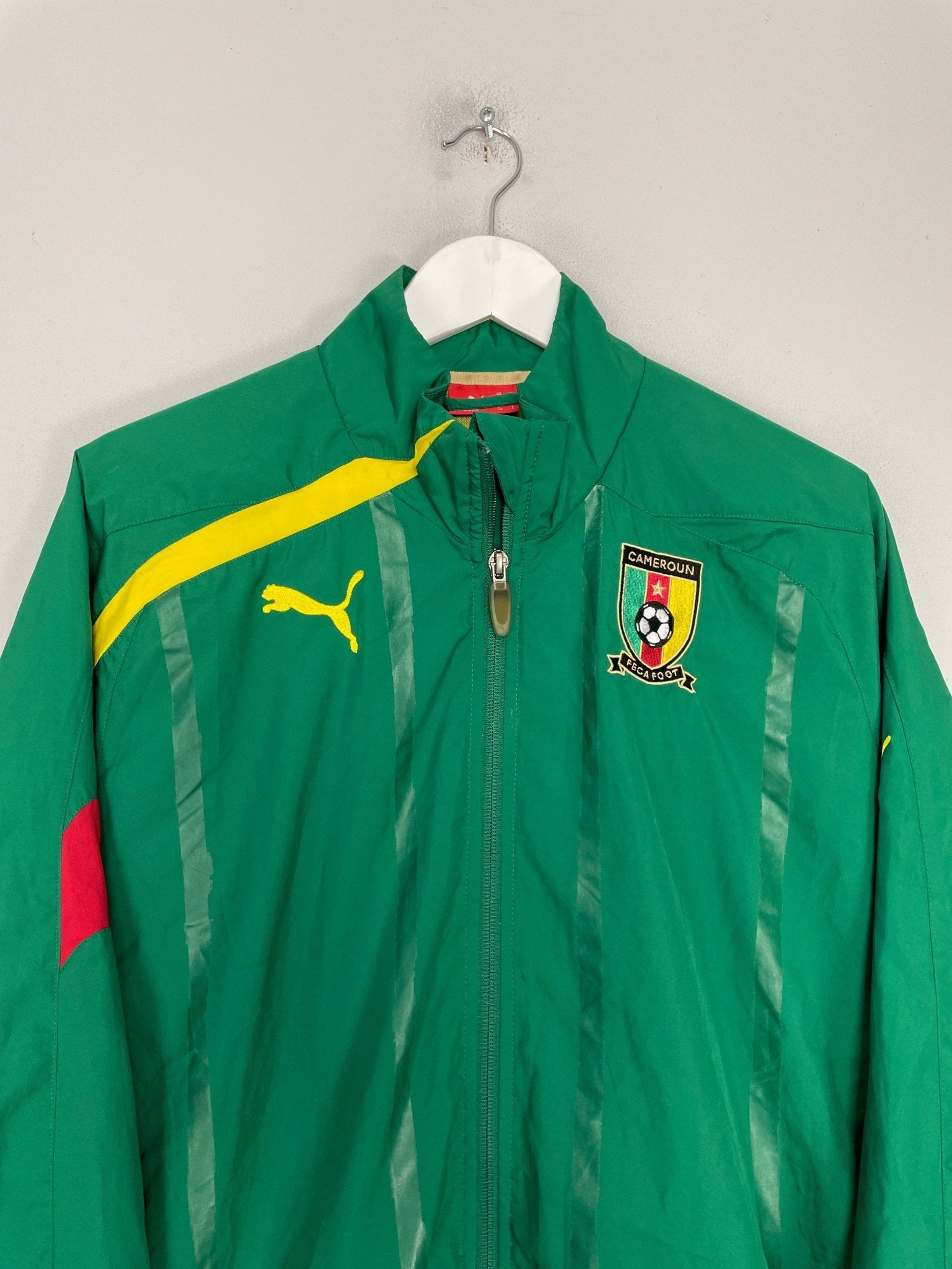 Shop 2011/13 CAMEROON TRACK JACKET (L) PUMA, classic football shirts, vintage football shirts & retro soccer jerseys at Cult Kits