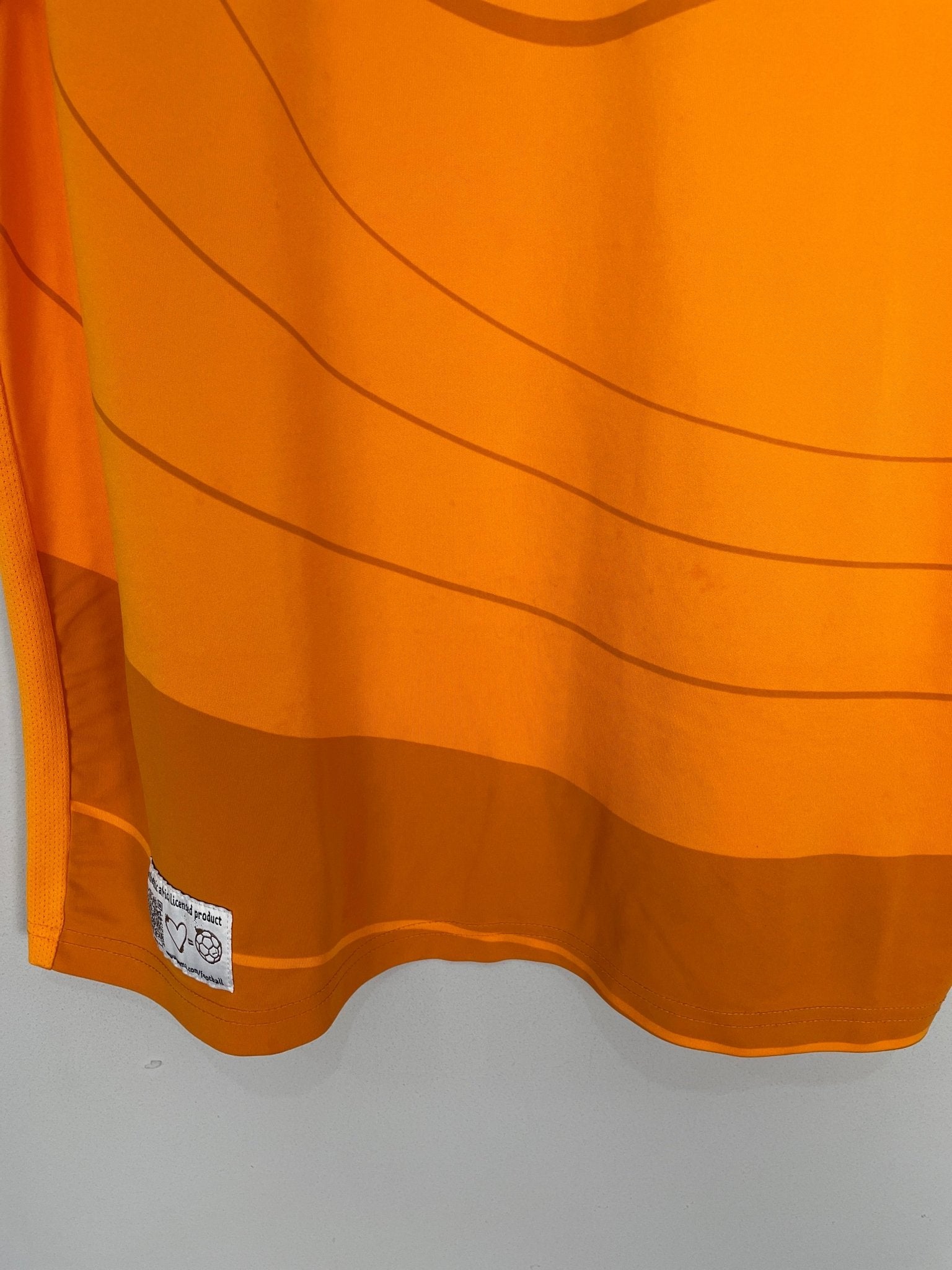 Shop 2011/13 IVORY COAST DROGBA #11 HOME SHIRT (L) PUMA, classic football shirts, vintage football shirts & retro soccer jerseys at Cult Kits