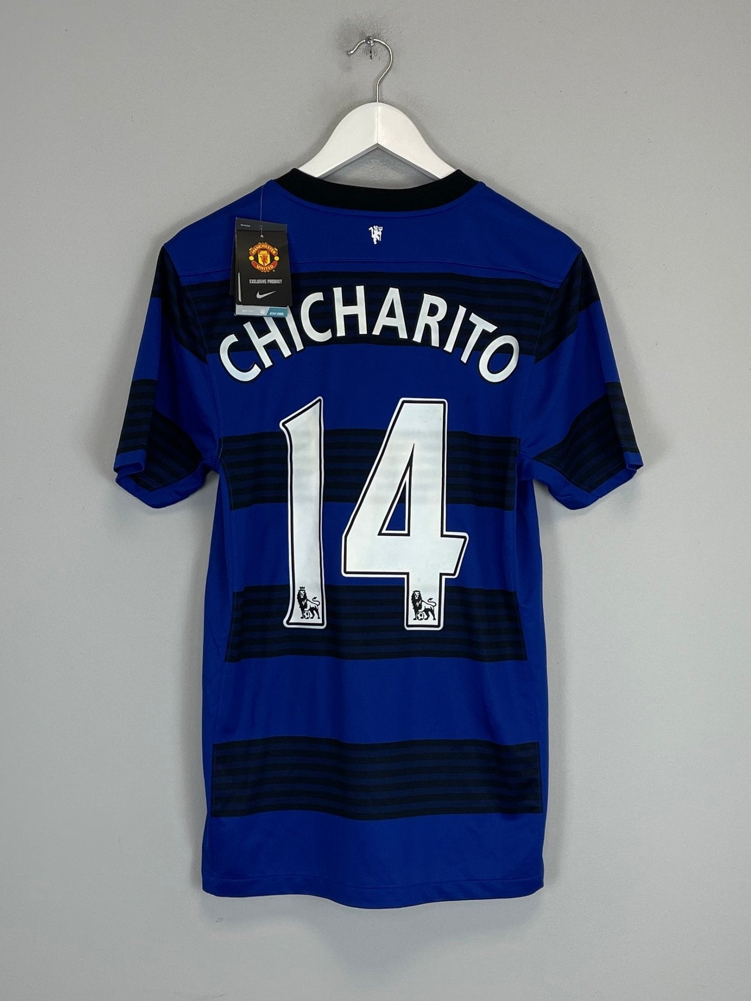 Shop 2011/13 MANCHESTER UNITED CHICHARITO #14 *BNWT* AWAY SHIRT (S) NIKE, classic football shirts, vintage football shirts & retro soccer jerseys at Cult Kits