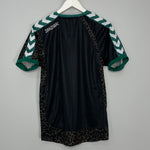 Shop 2011/13 ZANZIBAR HOME SHIRT (M) HUMMEL, classic football shirts, vintage football shirts & retro soccer jerseys at Cult Kits