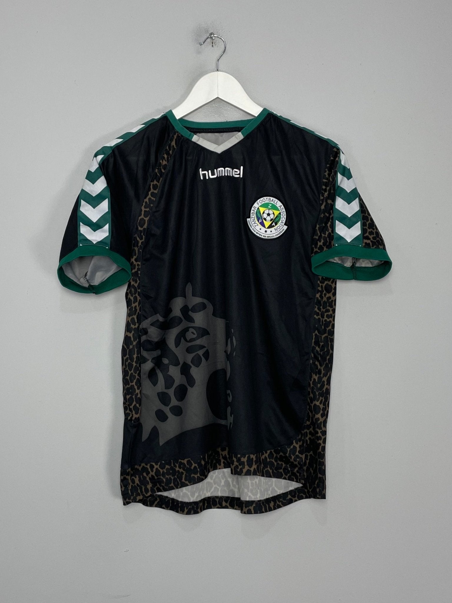 Shop 2011/13 ZANZIBAR HOME SHIRT (M) HUMMEL, classic football shirts, vintage football shirts & retro soccer jerseys at Cult Kits