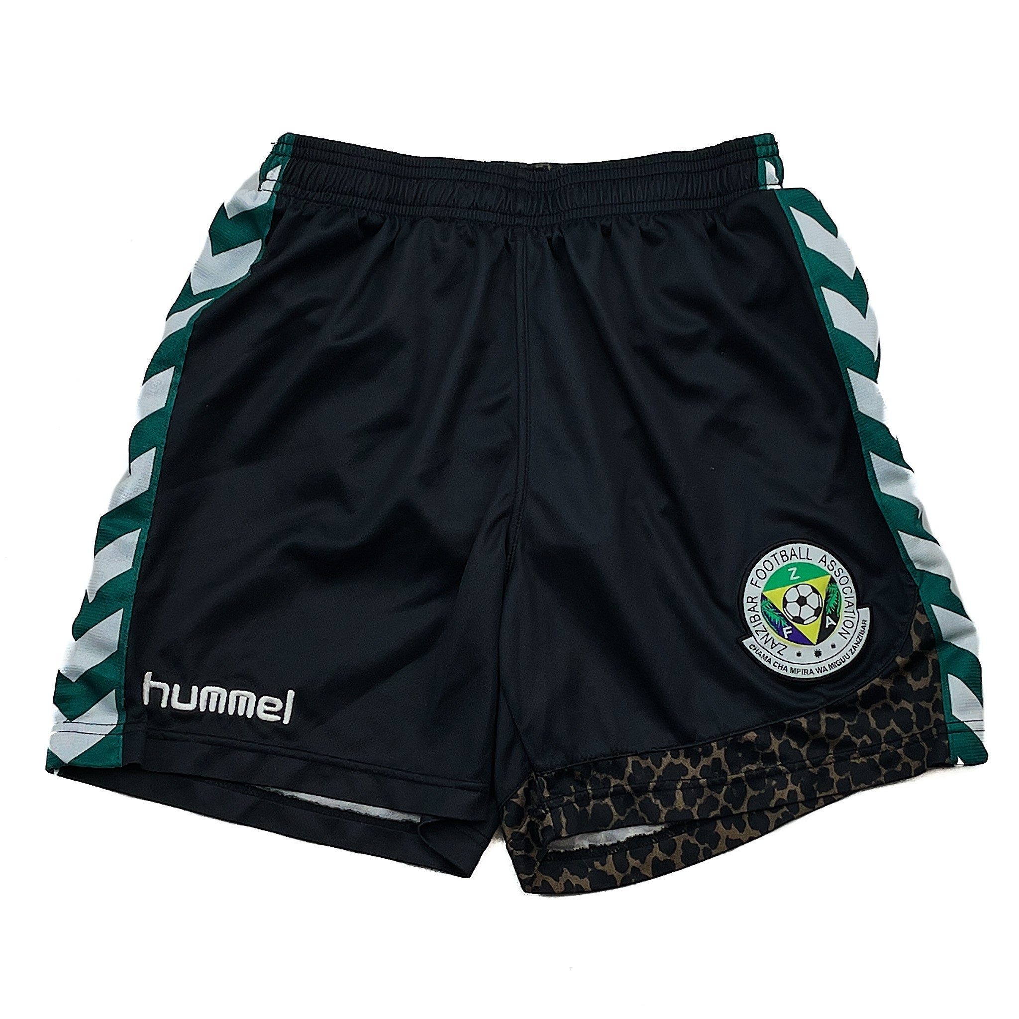 Buy 2011/13 Zanzibar Home Shorts (S) Hummel ~ Free worldwide shipping ~ Authentic Vintage Football Shirts from Cult Kits
