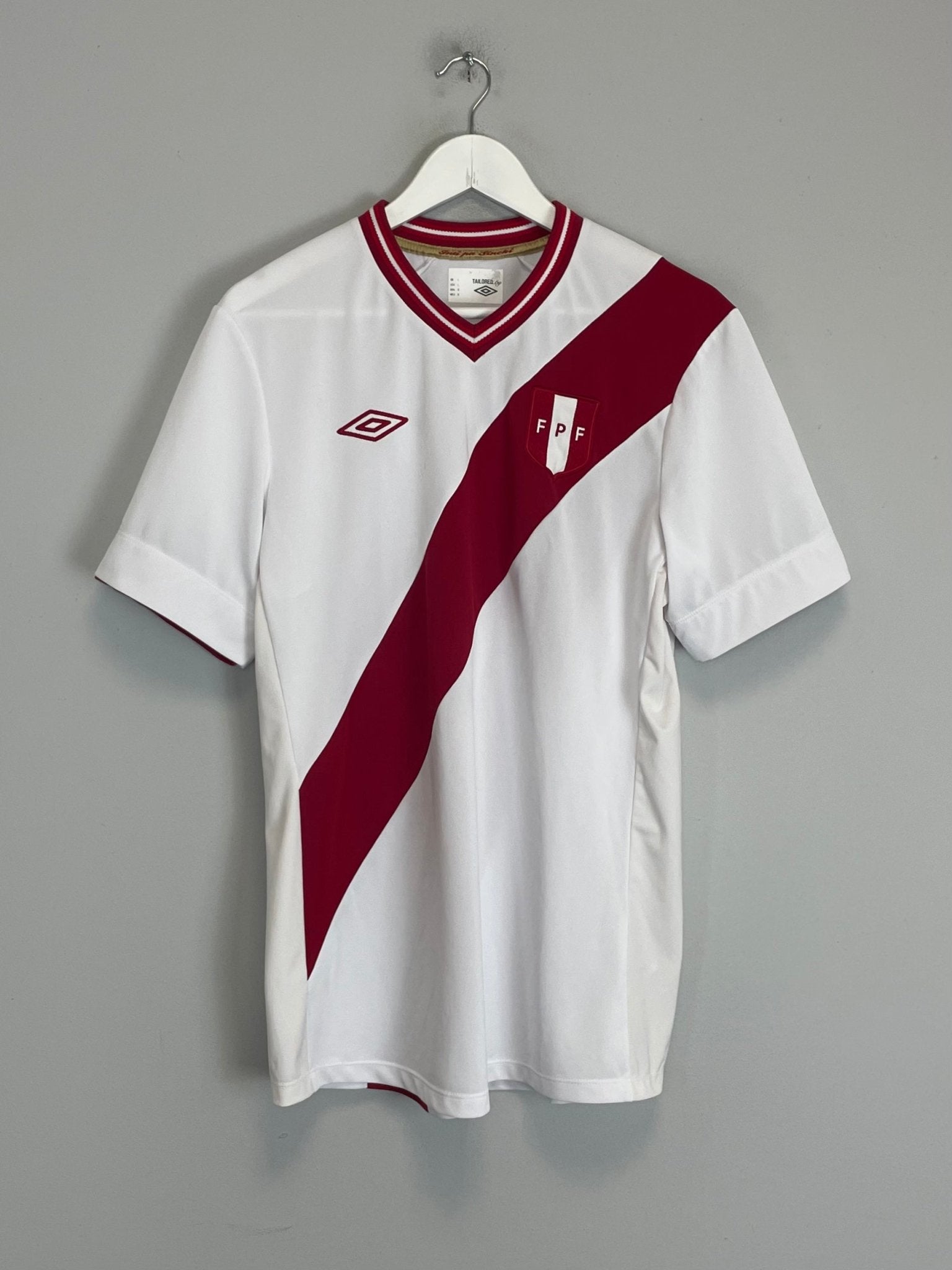 Shop 2012 PERU HOME SHIRT (L) UMBRO, classic football shirts, vintage football shirts & retro soccer jerseys at Cult Kits