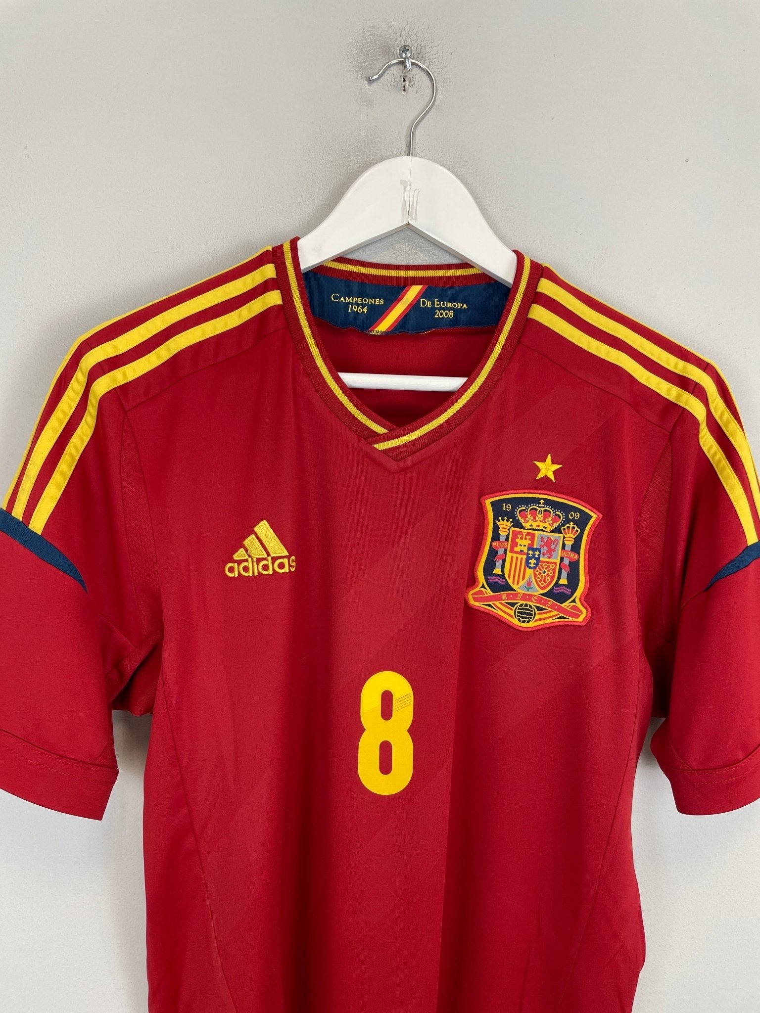 Shop 2012 SPAIN XAVI #8 HOME SHIRT (M) ADIDAS, classic football shirts, vintage football shirts & retro soccer jerseys at Cult Kits