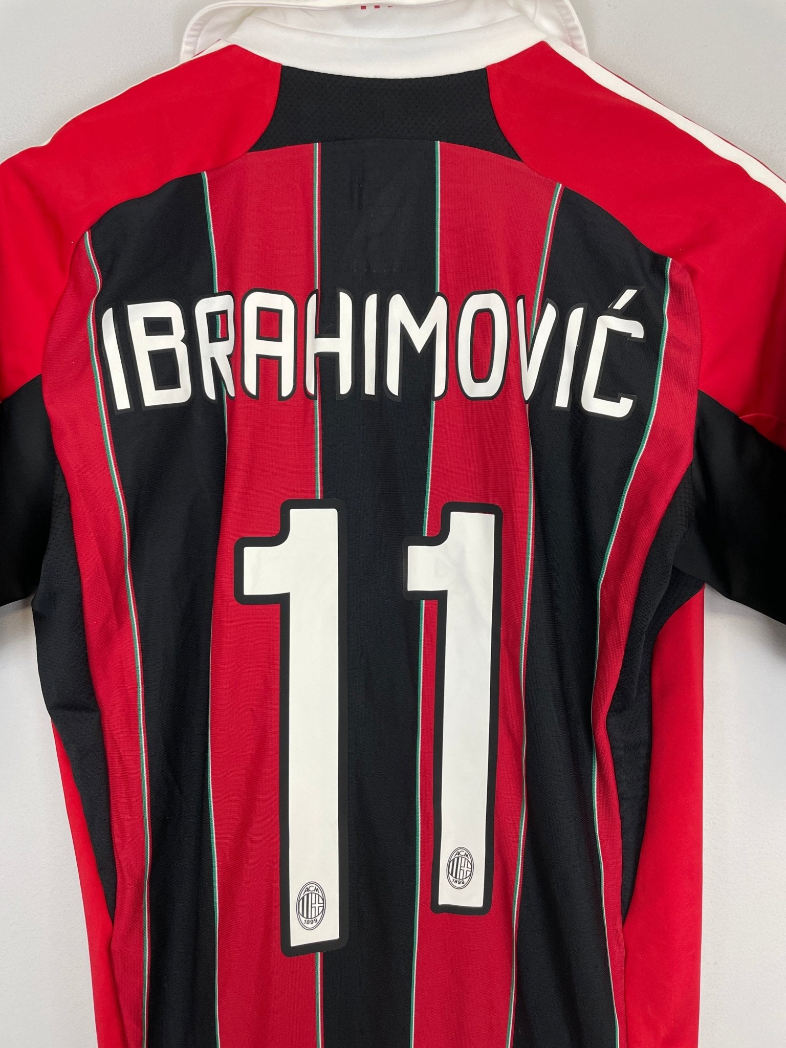 Shop 2012/13 AC MILAN IBRAHIMOVIC #11 *PLAYER ISSUE* HOME SHIRT (L) ADIDAS, classic football shirts, vintage football shirts & retro soccer jerseys at Cult Kits