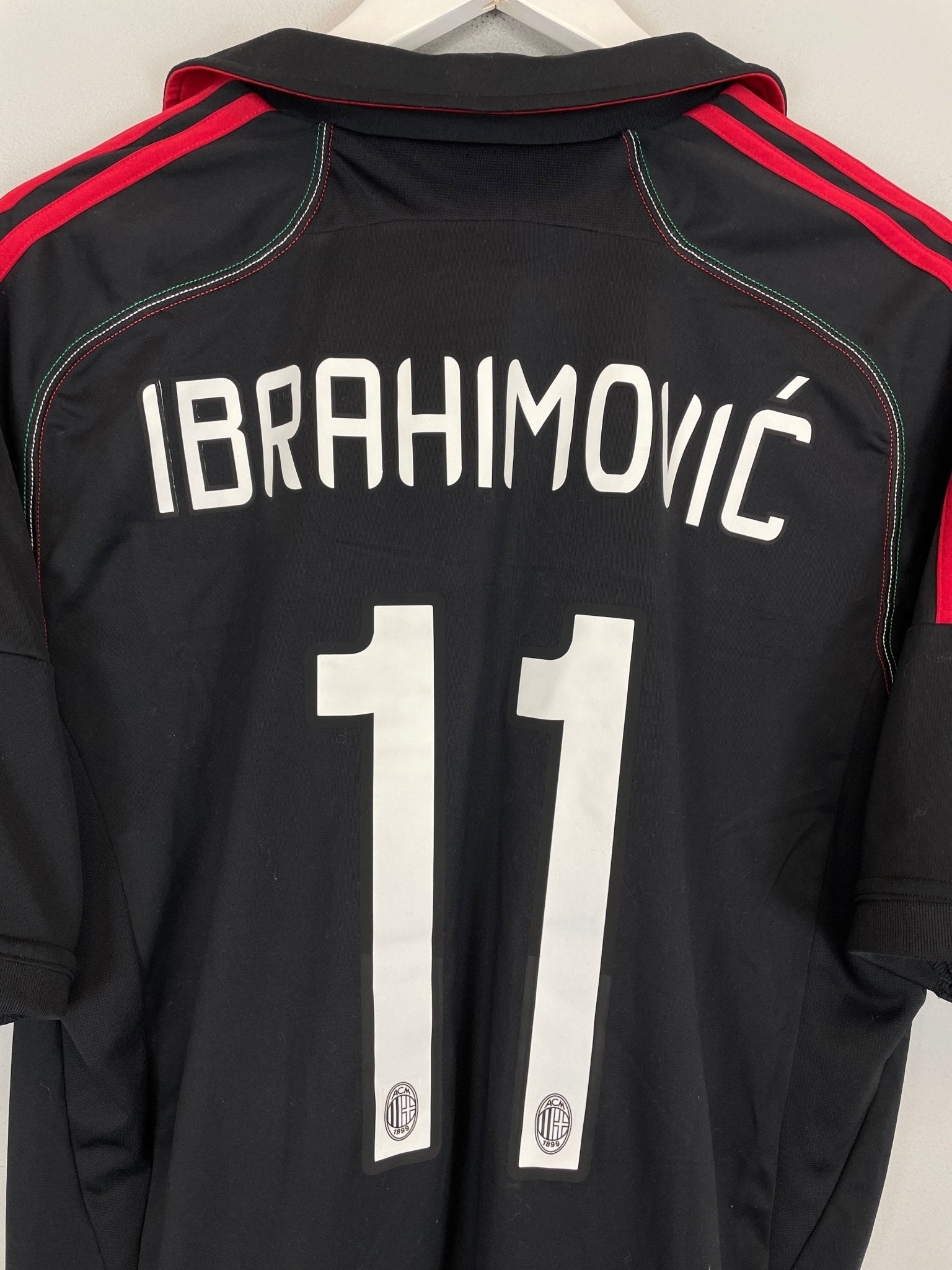 Shop 2012/13 AC MILAN IBRAHIMOVIC #11 THIRD SHIRT (XL) ADIDAS, classic football shirts, vintage football shirts & retro soccer jerseys at Cult Kits