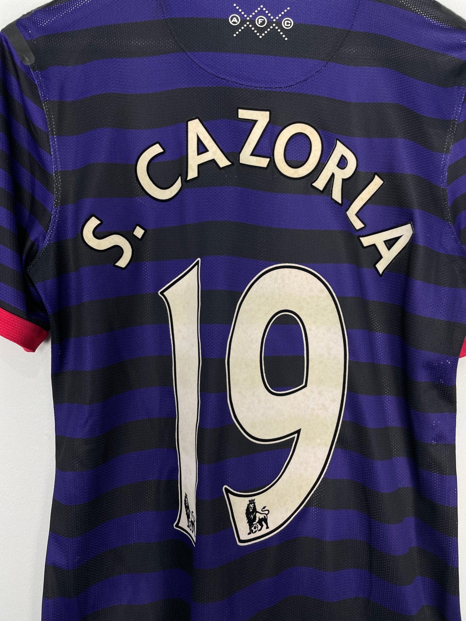 Shop 2012/13 ARSENAL S.CAZORLA #19 AWAY SHIRT (L) NIKE, classic football shirts, vintage football shirts & retro soccer jerseys at Cult Kits