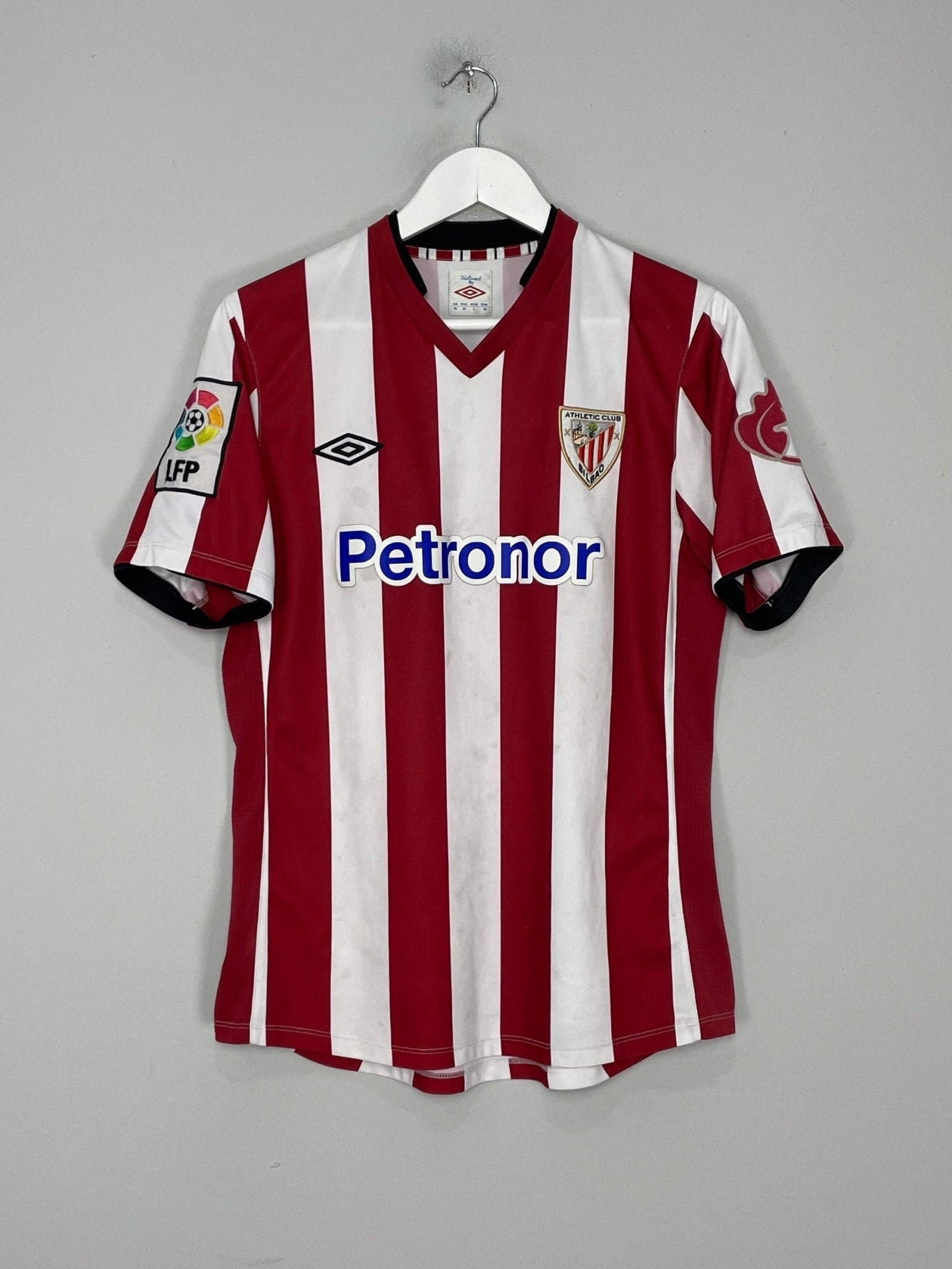 Shop 2012/13 ATHLETIC BILBAO HOME SHIRT (M) UMBRO, classic football shirts, vintage football shirts & retro soccer jerseys at Cult Kits