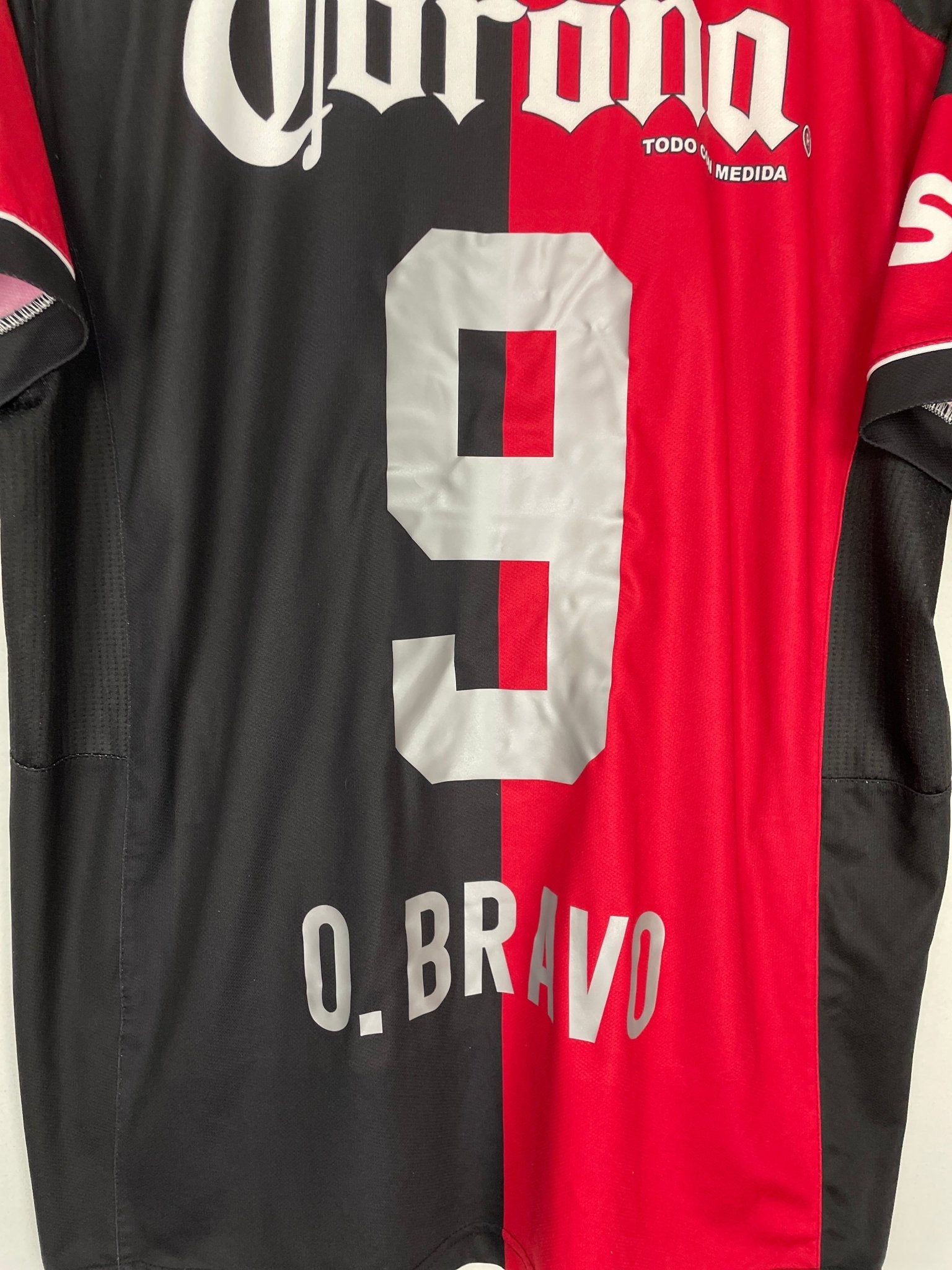 Shop 2012/13 ATLAS O.BRAVO #9 HOME SHIRT (XL) ATLETICA, classic football shirts, vintage football shirts & retro soccer jerseys at Cult Kits