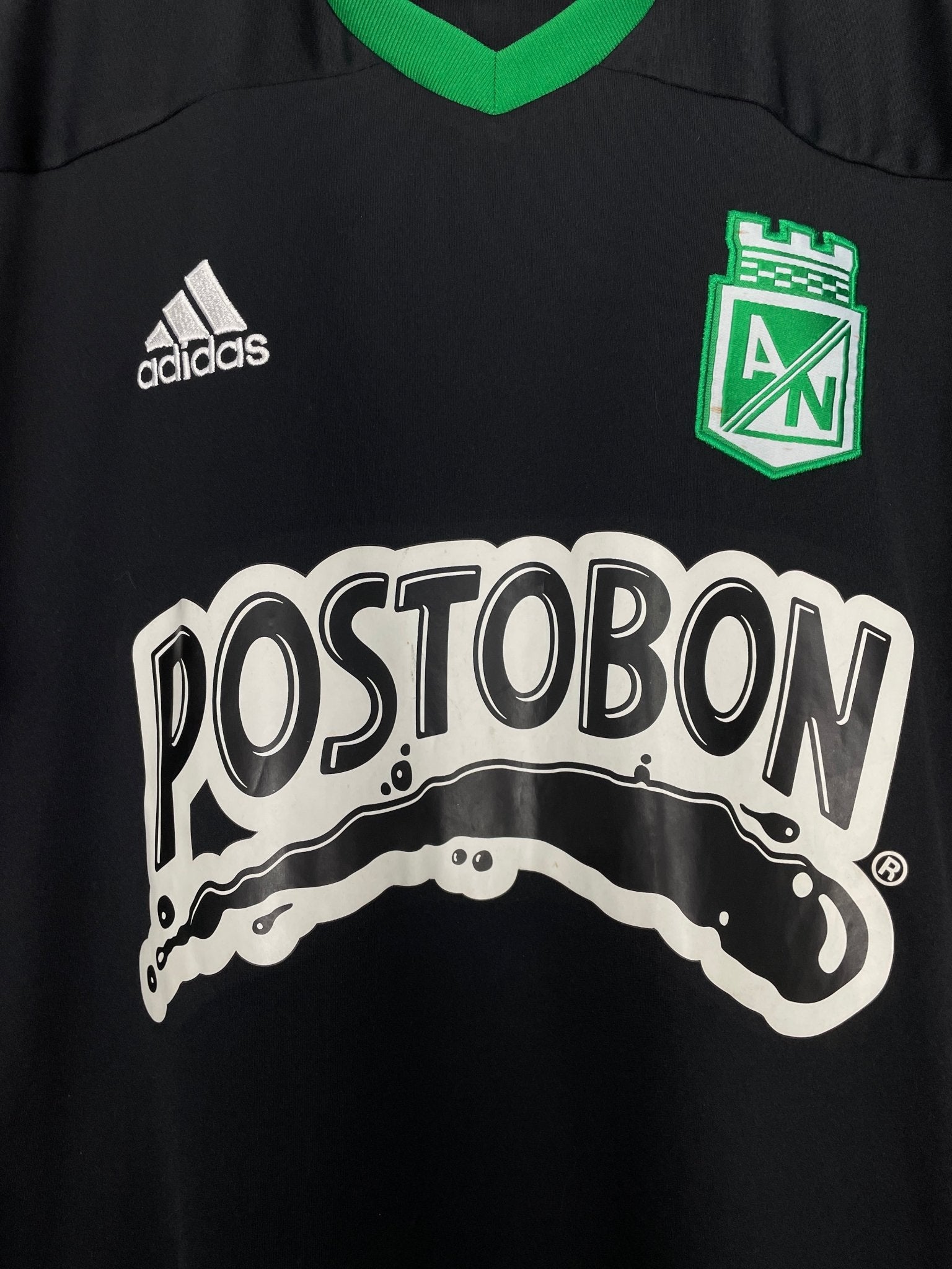 Shop 2012/13 ATLETICO NACIONAL AWAY SHIRT (L) ADIDAS, classic football shirts, vintage football shirts & retro soccer jerseys at Cult Kits