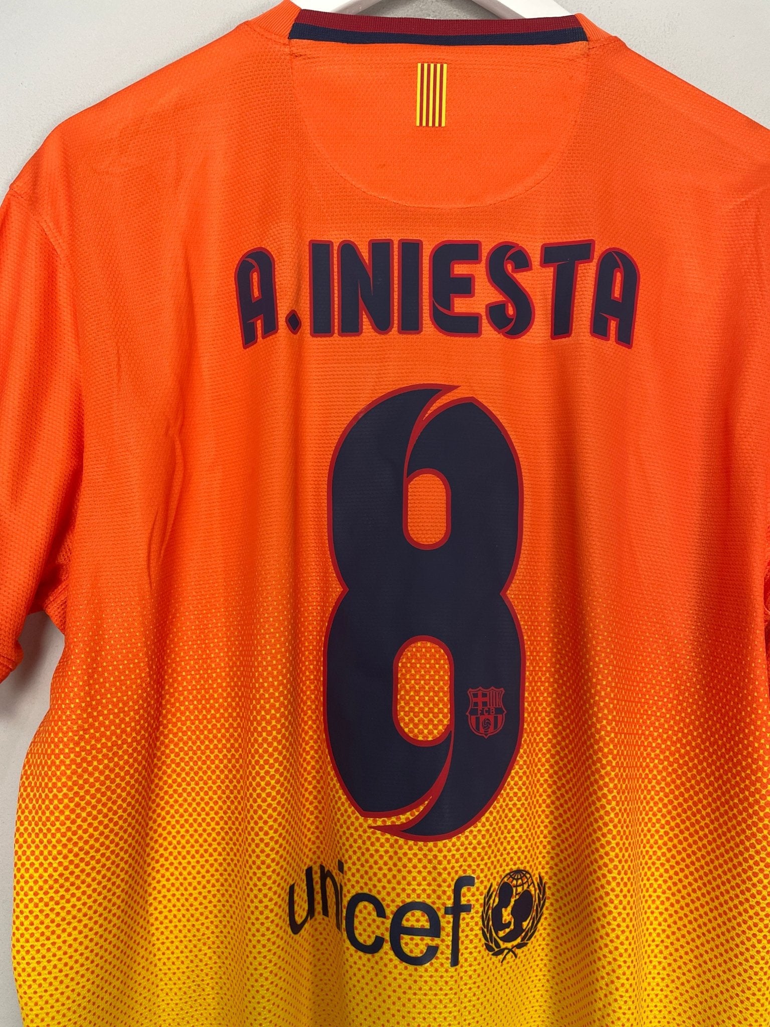 Shop 2012/13 BARCELONA A.INIESTA #8 AWAY SHIRT (L) NIKE, classic football shirts, vintage football shirts & retro soccer jerseys at Cult Kits