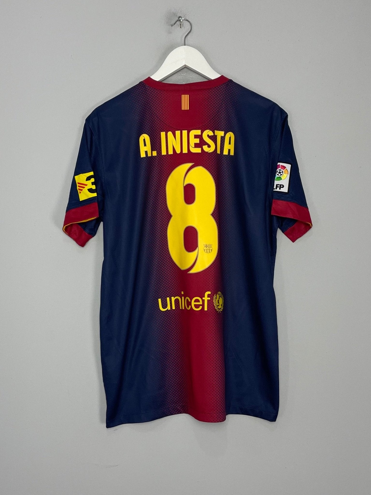 Shop 2012/13 BARCELONA A.INIESTA #8 HOME SHIRT (L) NIKE, classic football shirts, vintage football shirts & retro soccer jerseys at Cult Kits