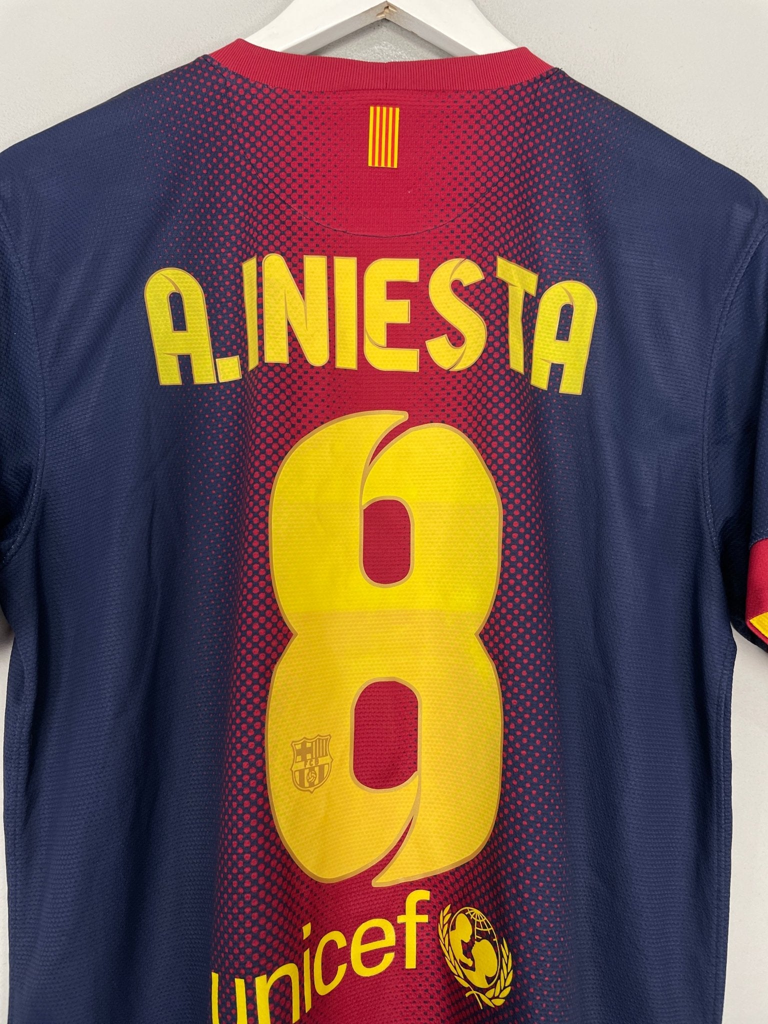 Shop 2012/13 BARCELONA A.INIESTA #8 HOME SHIRT (M) NIKE, classic football shirts, vintage football shirts & retro soccer jerseys at Cult Kits