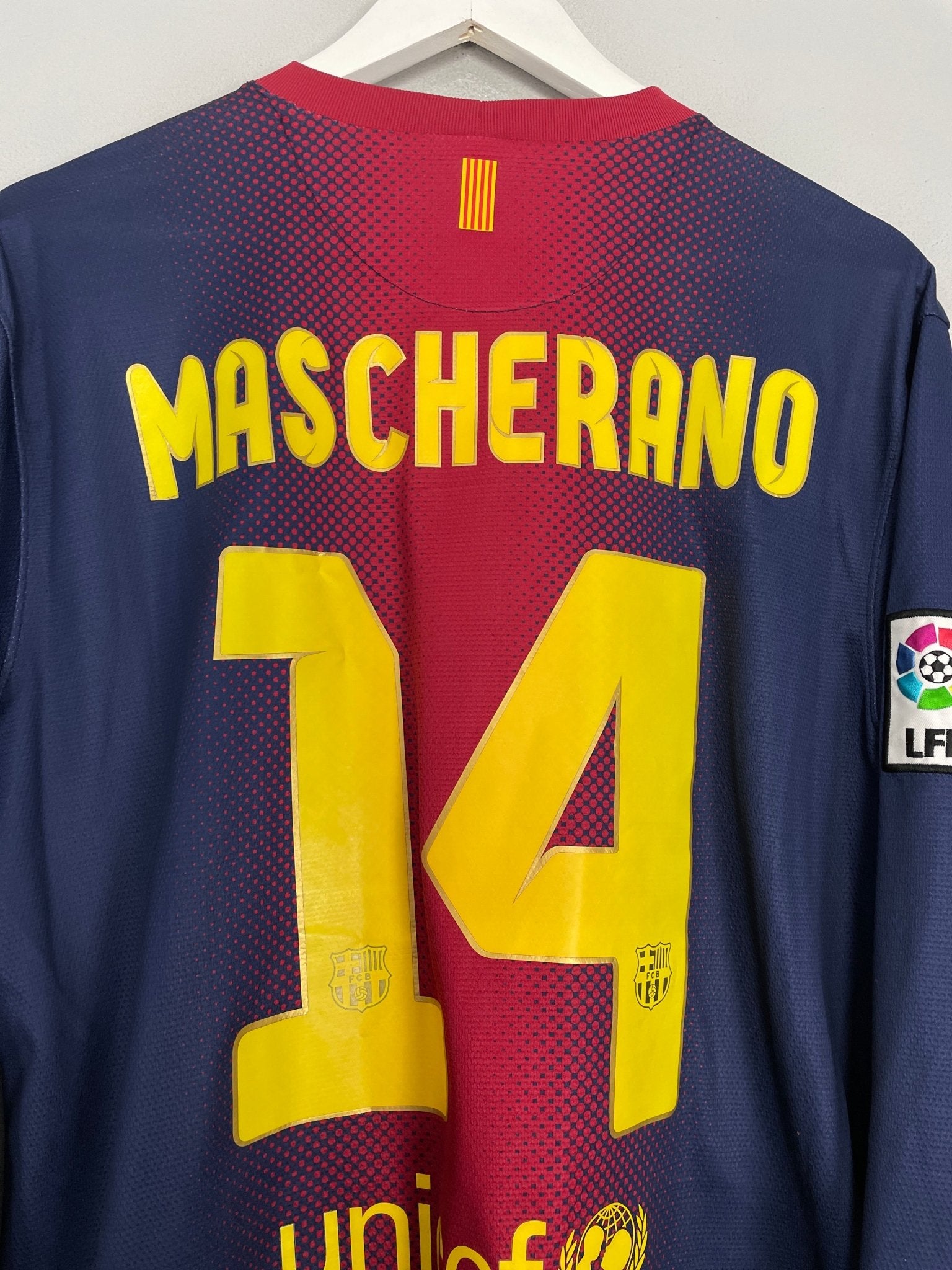 Shop 2012/13 BARCELONA MASCHERANO #14 L/S HOME SHIRT (L) NIKE, classic football shirts, vintage football shirts & retro soccer jerseys at Cult Kits