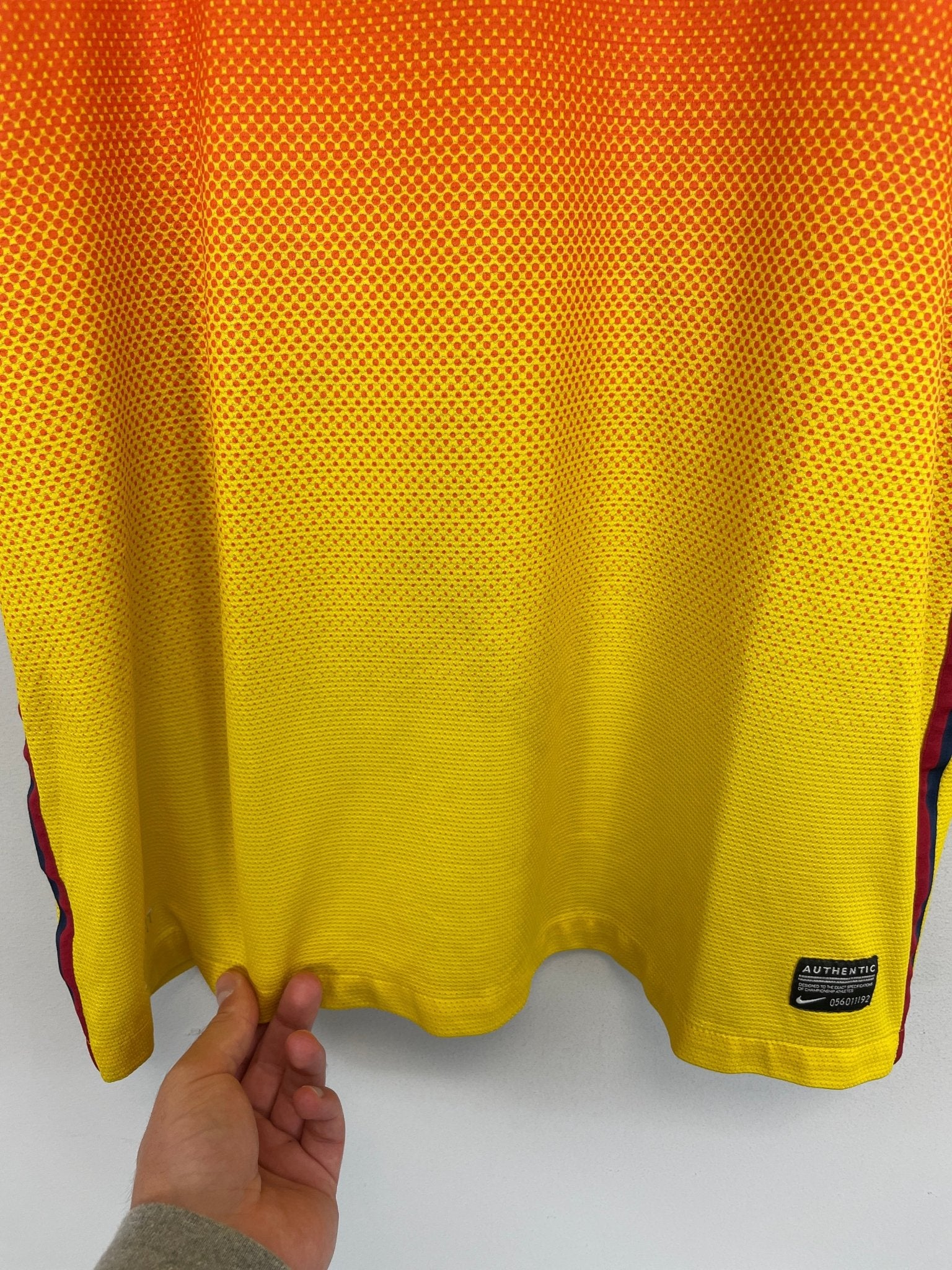 Shop 2012/13 BARCELONA MESSI #10 AWAY SHIRT (L) NIKE, classic football shirts, vintage football shirts & retro soccer jerseys at Cult Kits