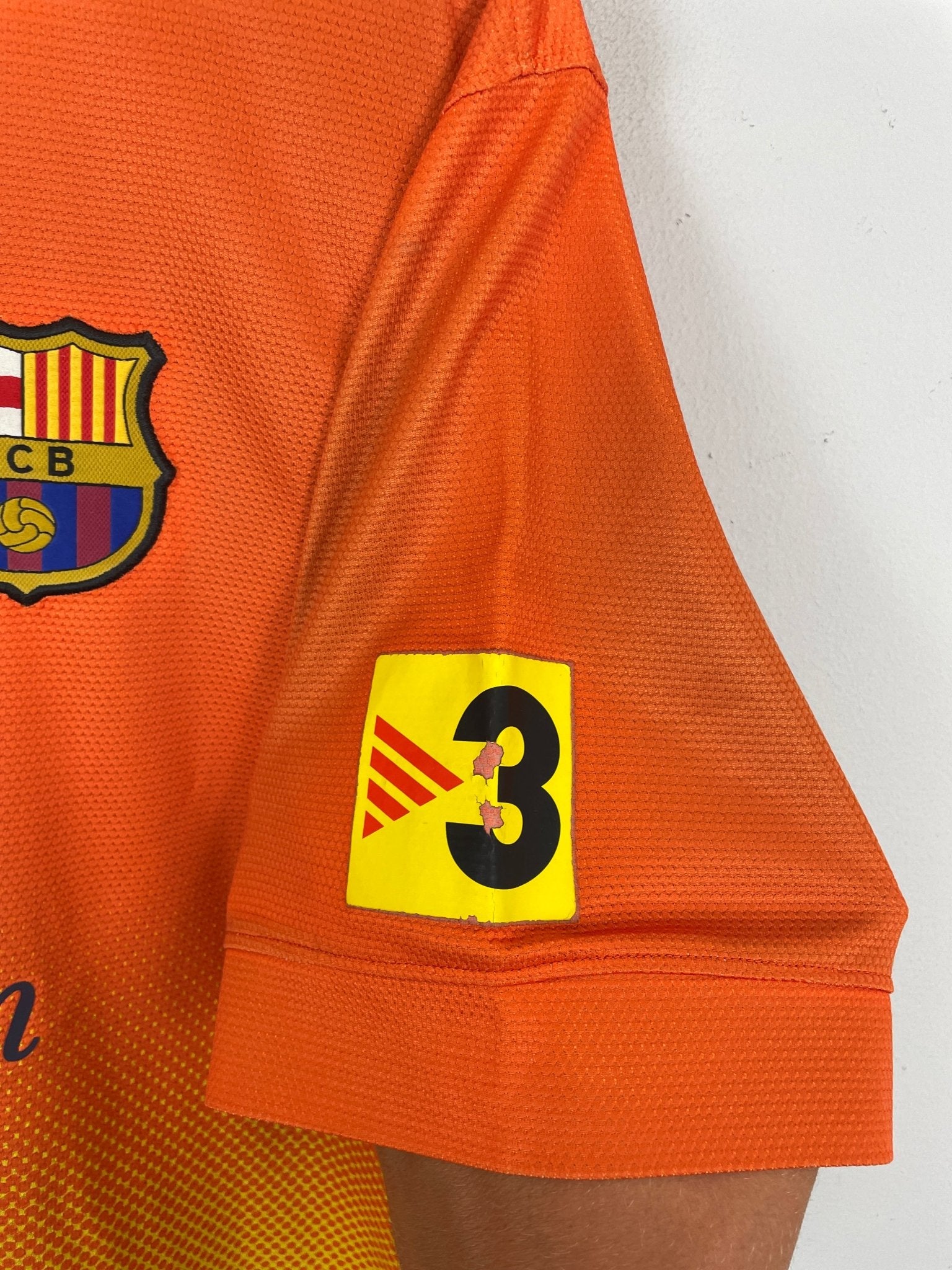 Shop 2012/13 BARCELONA MESSI #10 AWAY SHIRT (L) NIKE, classic football shirts, vintage football shirts & retro soccer jerseys at Cult Kits