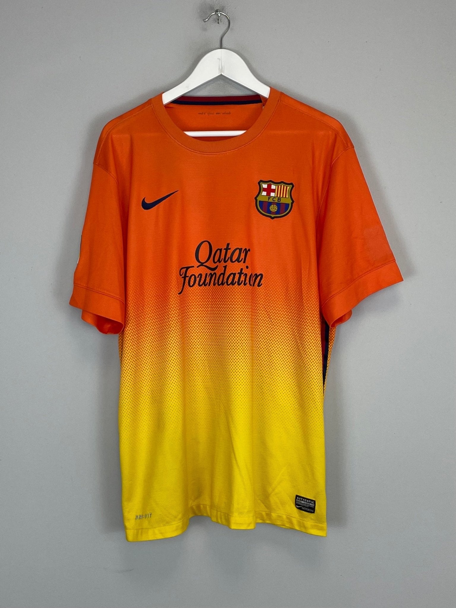 Shop 2012/13 BARCELONA MESSI #10 AWAY SHIRT (XL) NIKE, classic football shirts, vintage football shirts & retro soccer jerseys at Cult Kits