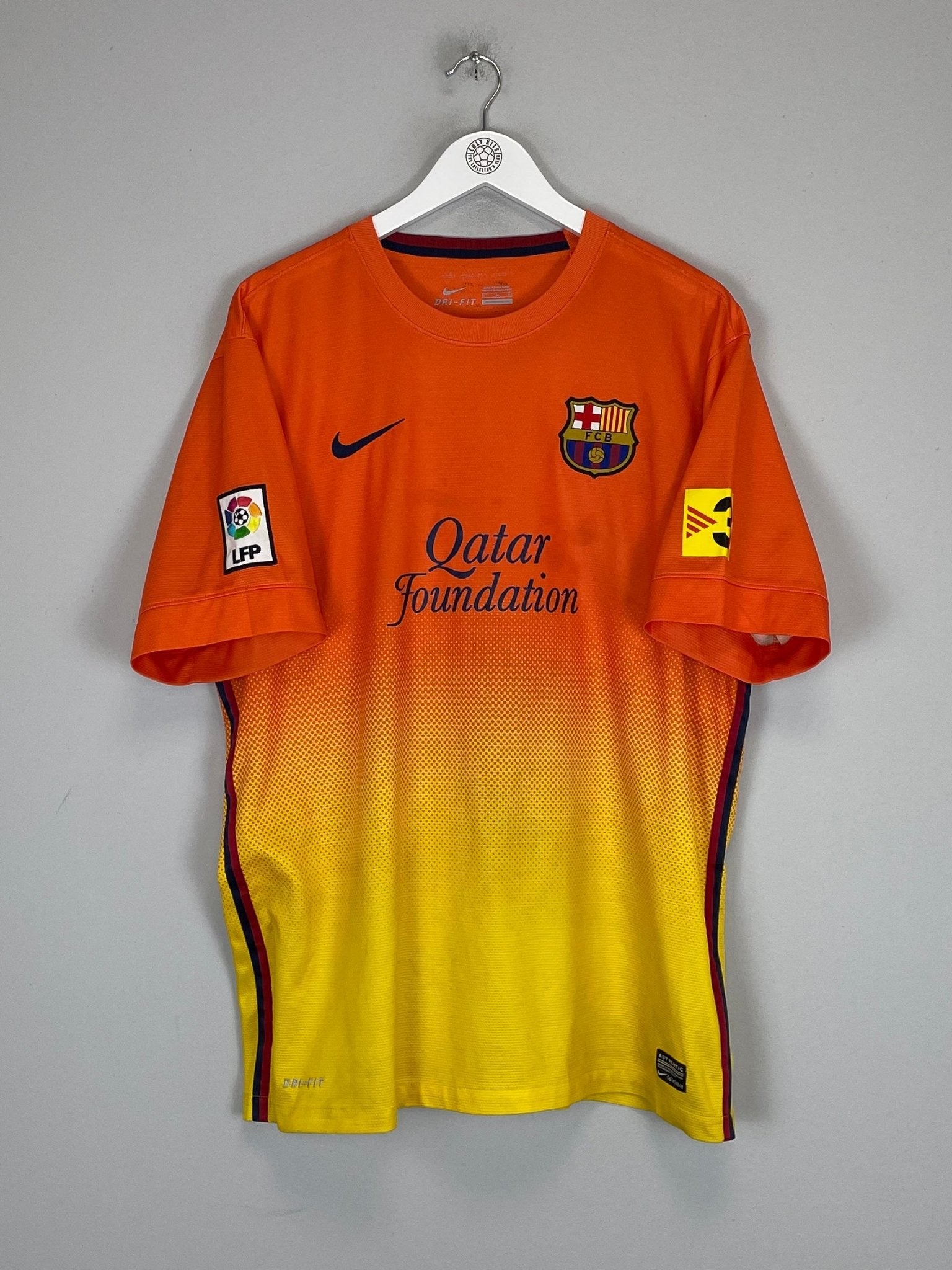 Shop 2012/13 BARCELONA MESSI #10 AWAY SHIRT (XL) NIKE, classic football shirts, vintage football shirts & retro soccer jerseys at Cult Kits