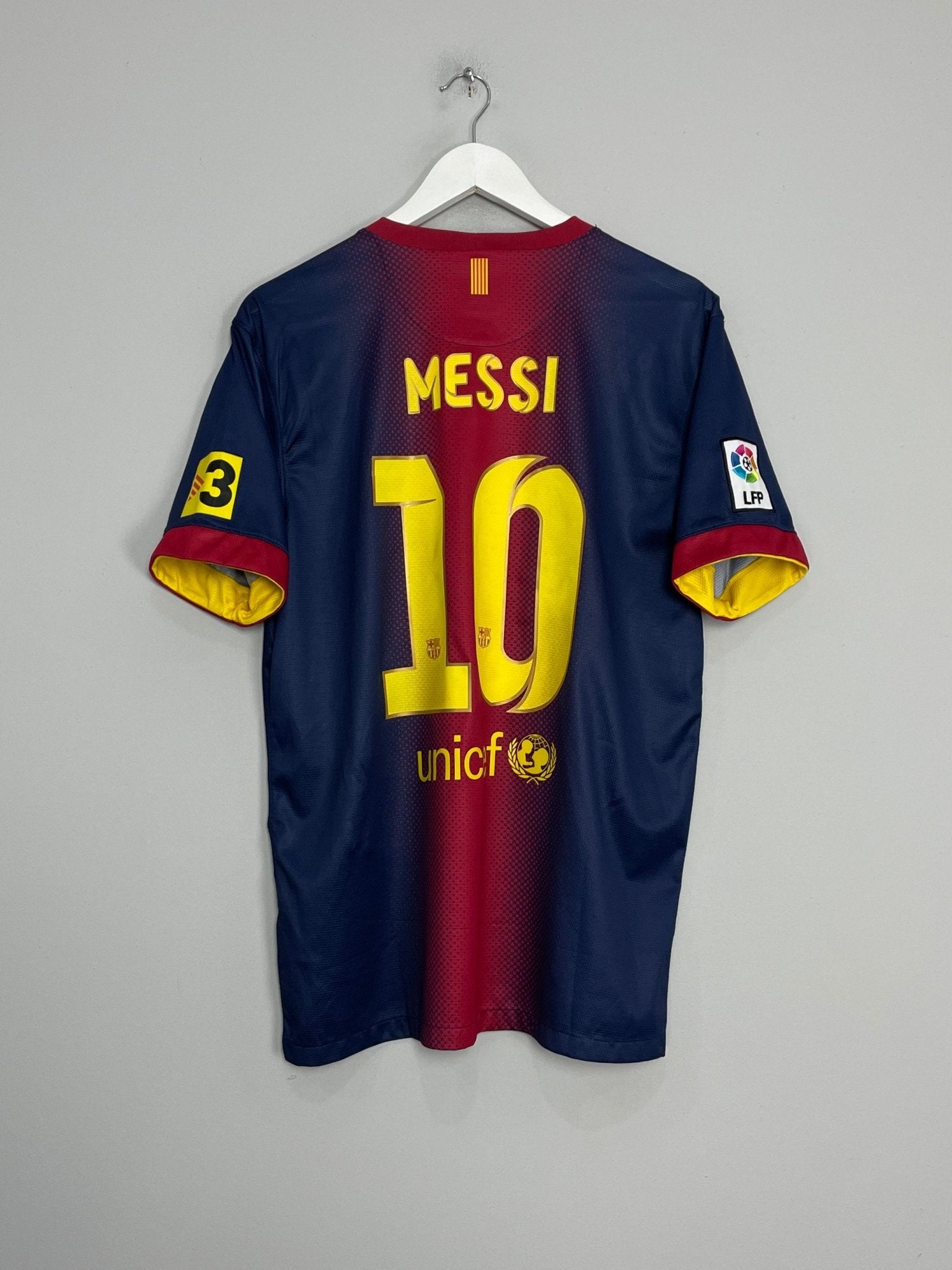 Shop 2012/13 BARCELONA MESSI #10 HOME SHIRT (L) NIKE, classic football shirts, vintage football shirts & retro soccer jerseys at Cult Kits