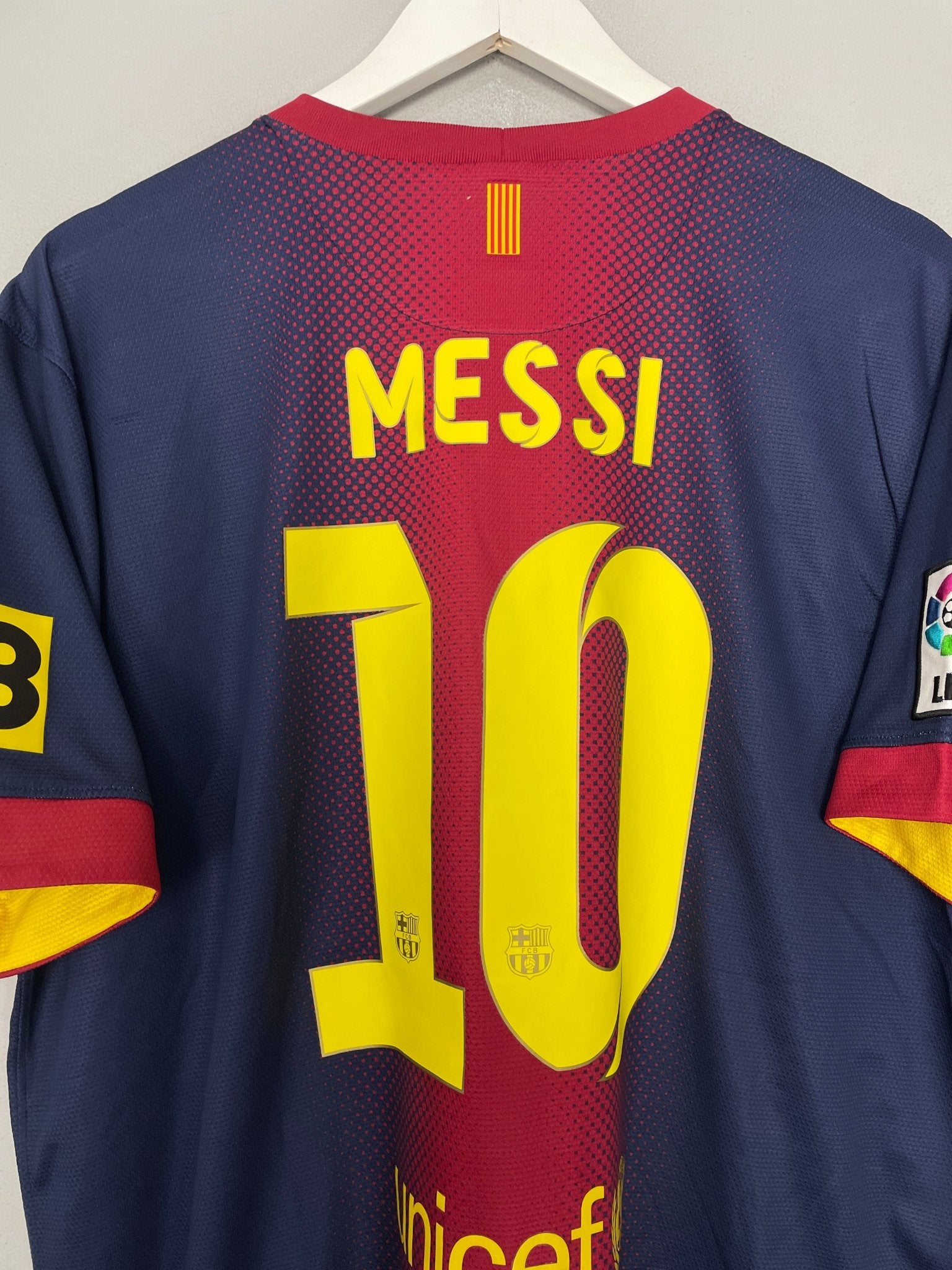Shop 2012/13 BARCELONA MESSI #10 HOME SHIRT (XL) NIKE, classic football shirts, vintage football shirts & retro soccer jerseys at Cult Kits
