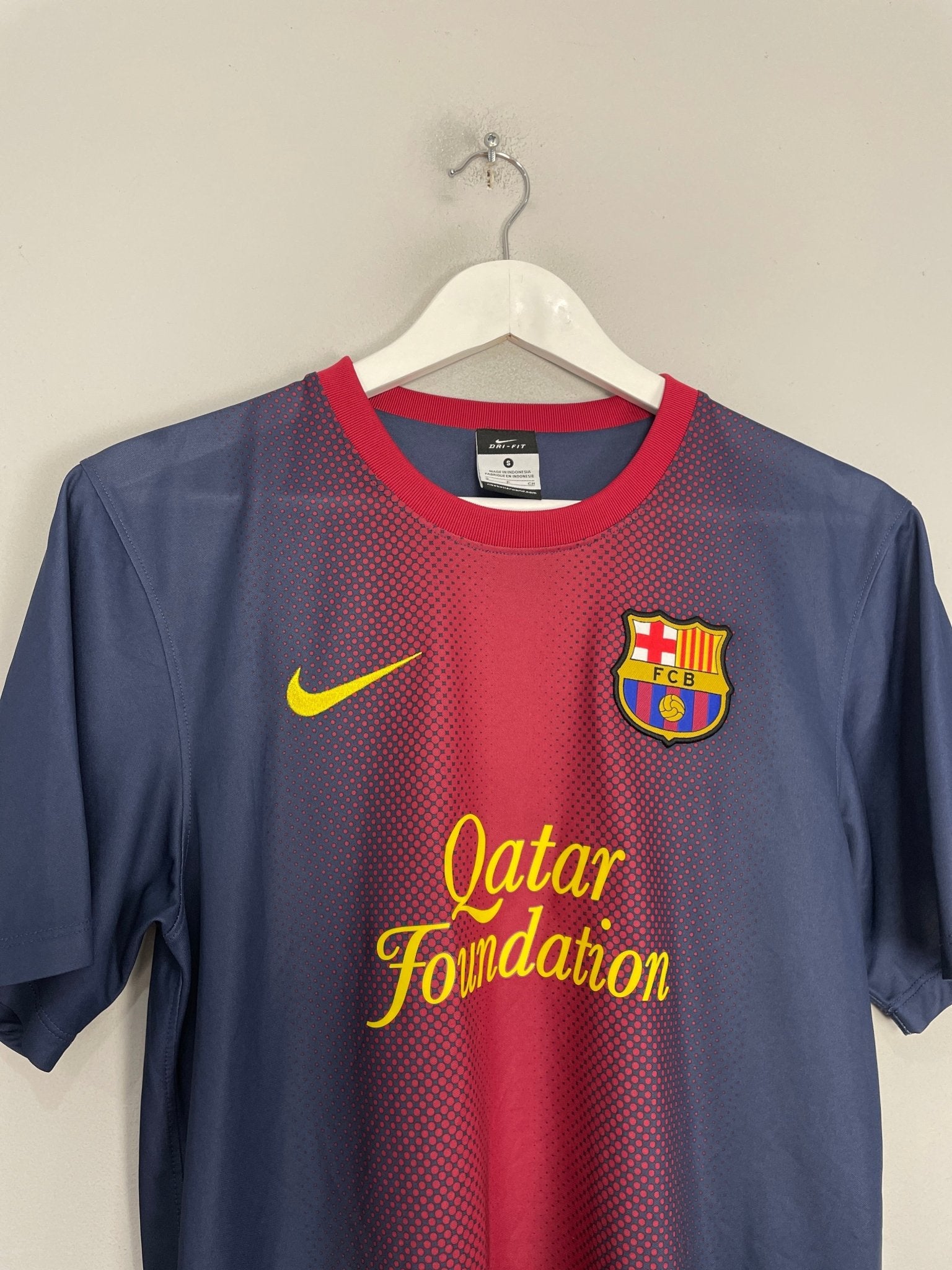 2012/13 BARCELONA XAVI #6 HOME SHIRT (S) NIKE BASIC – Cult Kits