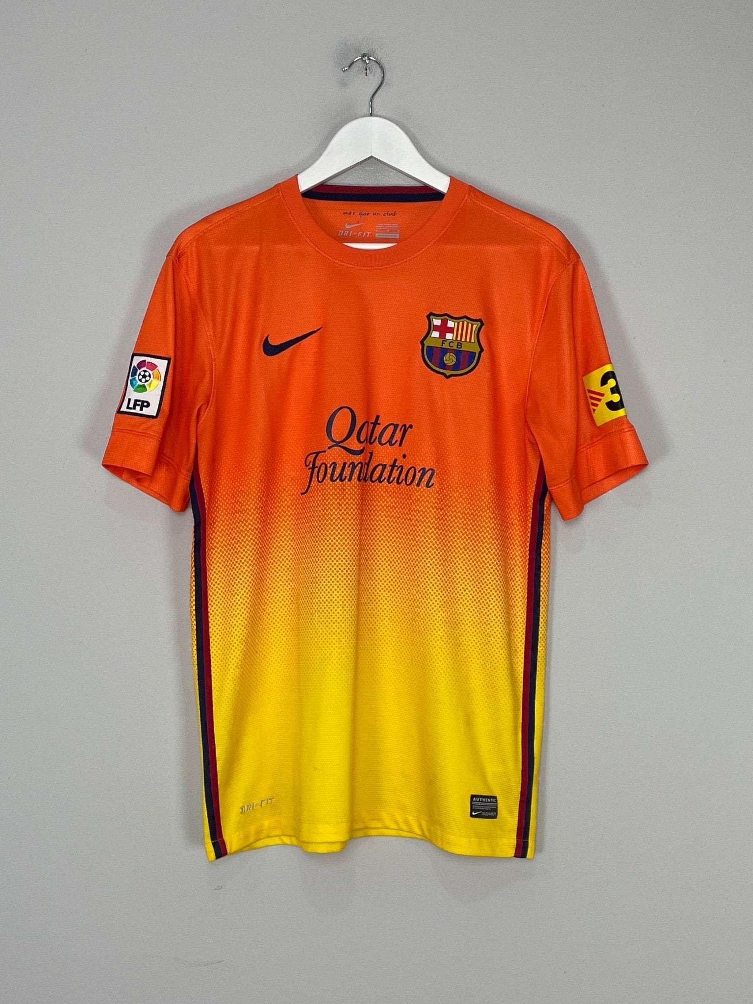 Shop 2012/13 BARCLEONA MESSI #10 AWAY SHIRT (M) NIKE, classic football shirts, vintage football shirts & retro soccer jerseys at Cult Kits