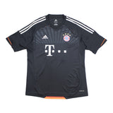 Buy 2012/13 Bayern Munich Robben 10 Third Shirt (L) Adidas ~ Free worldwide shipping ~ Authentic Vintage Football Shirts from Cult Kits